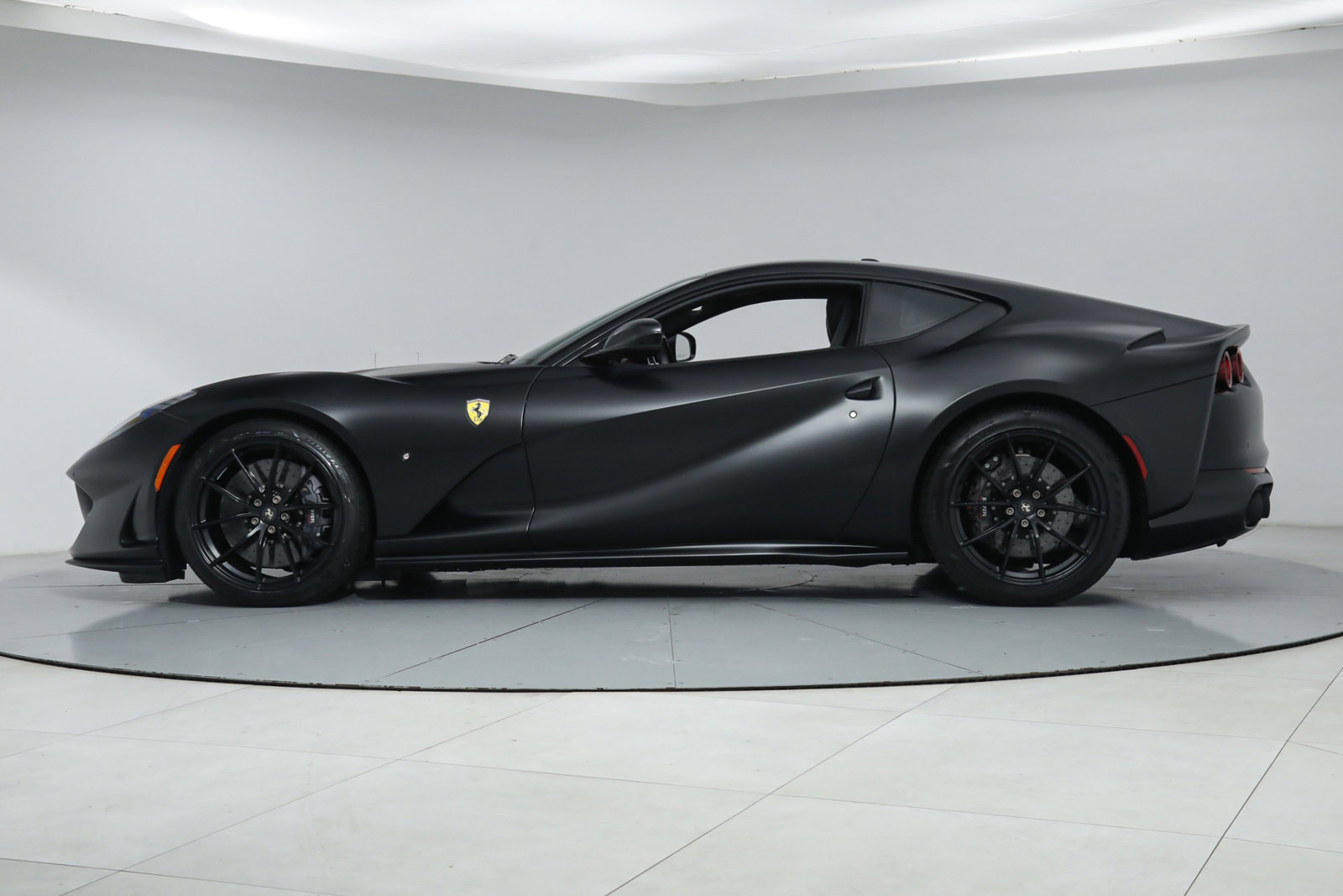 2018 FERRARI 812 SUPERFAST, 16/18