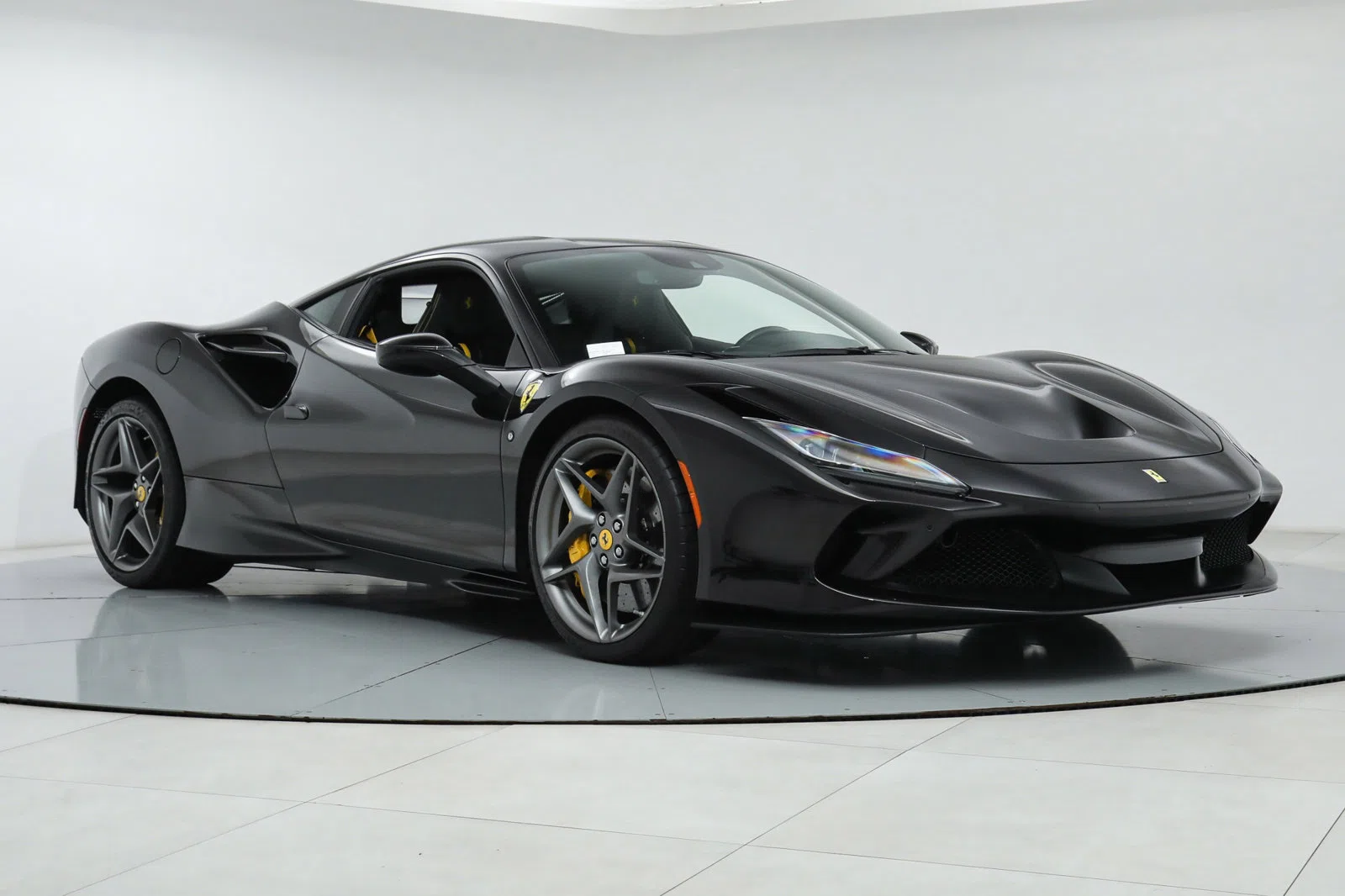 2021 FERRARI F8 TRIBUTO