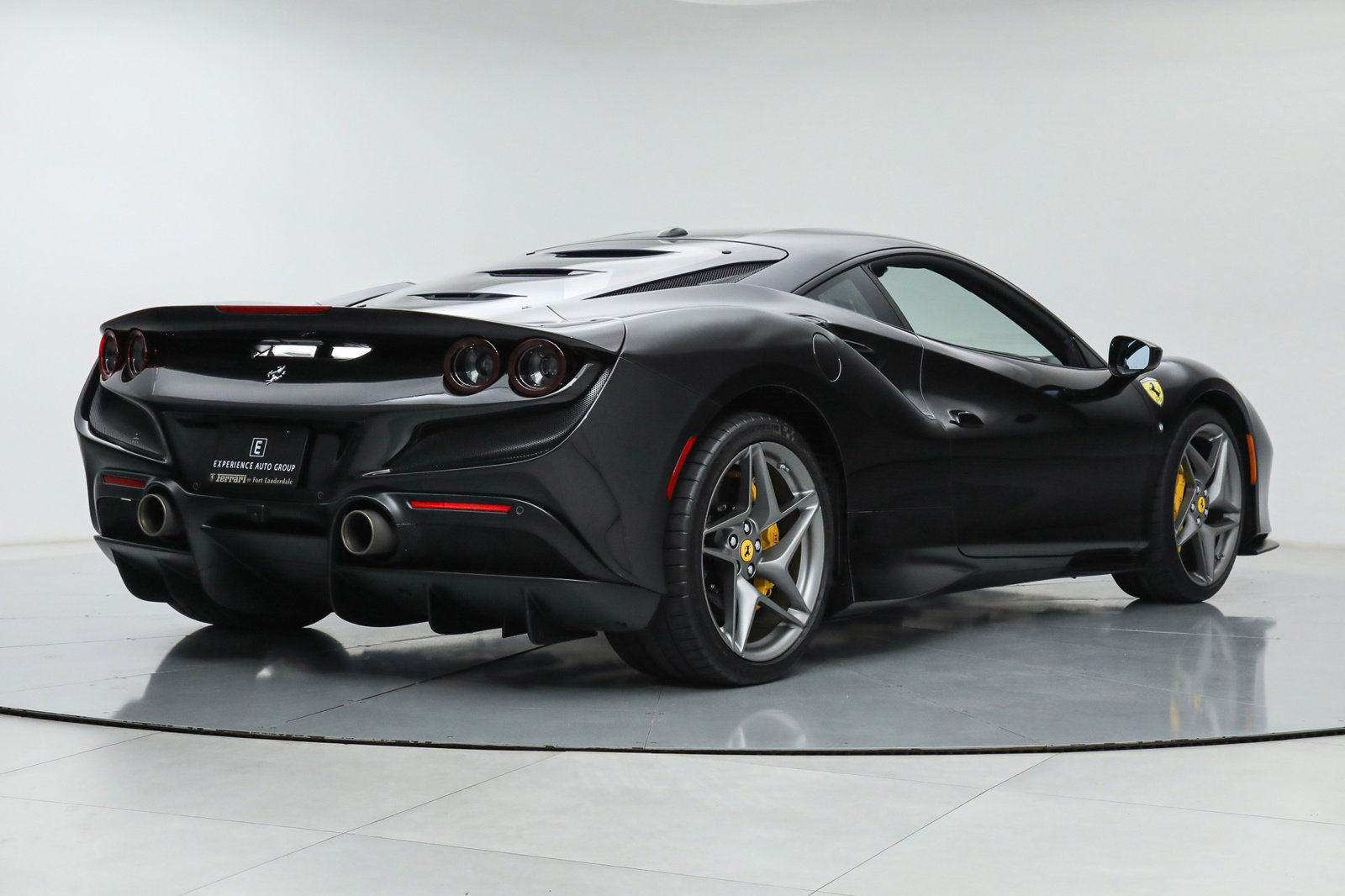 2021 FERRARI F8 TRIBUTO, 2/18