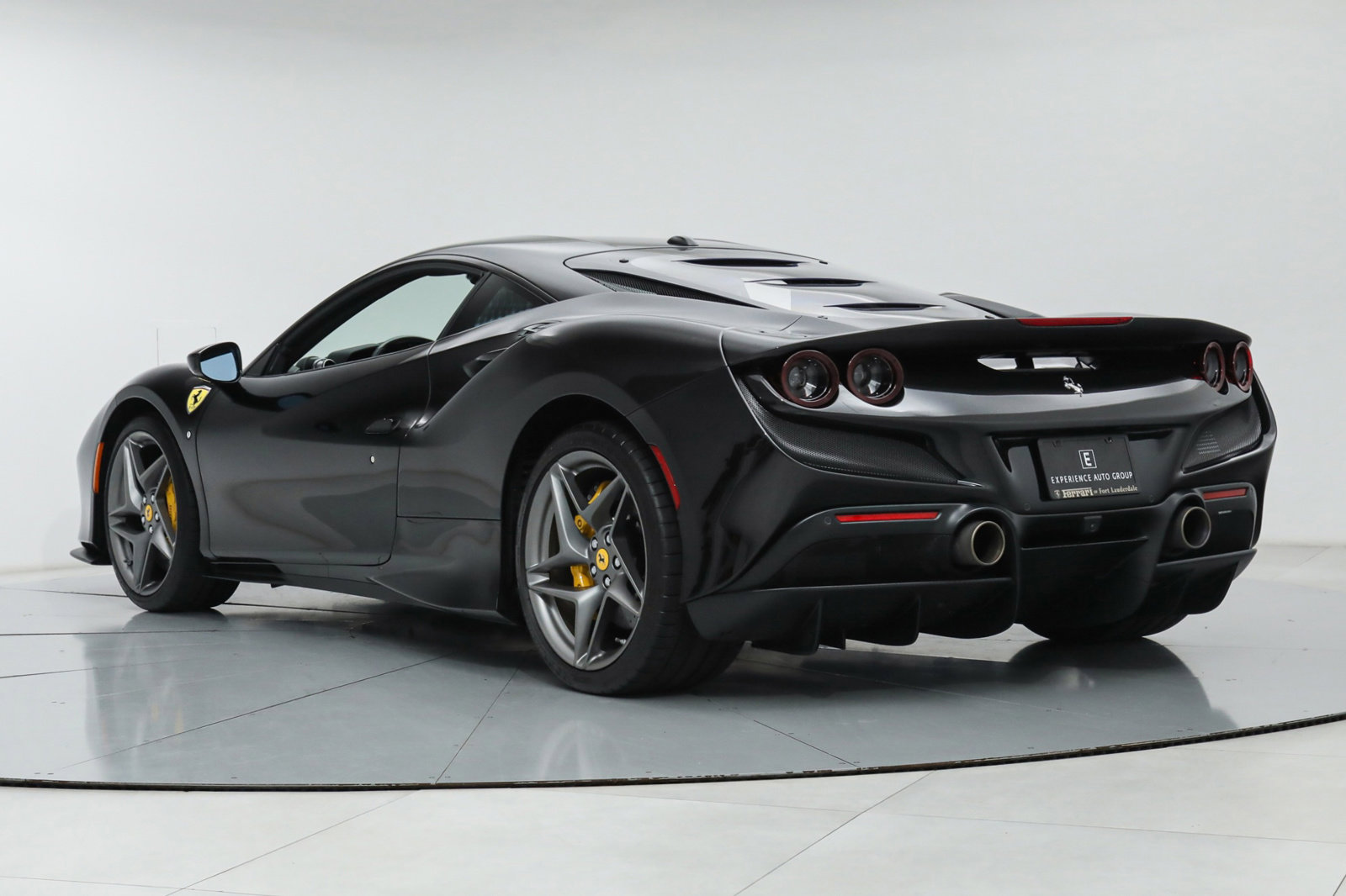 2021 FERRARI F8 TRIBUTO, 5/18