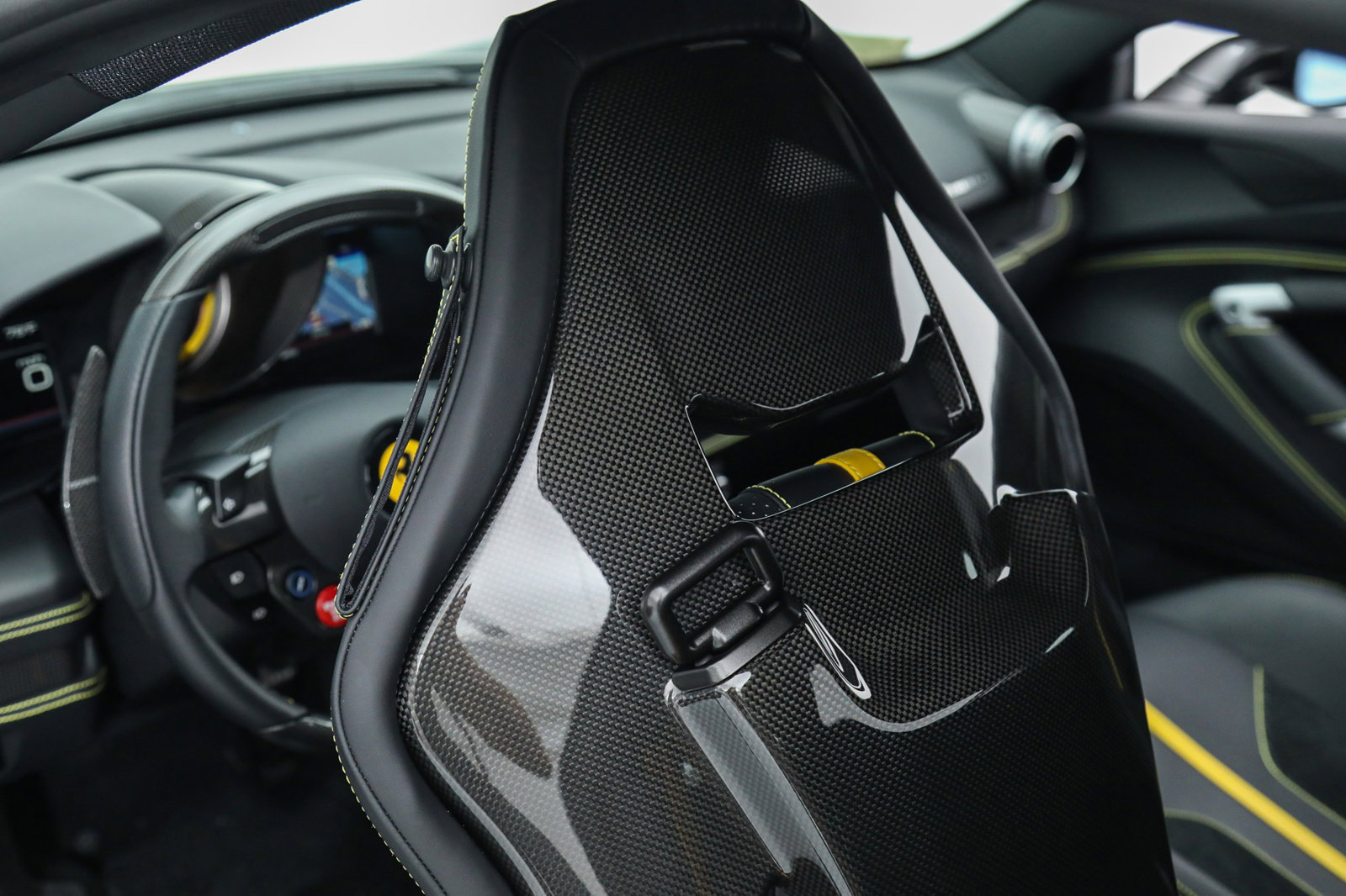 2021 FERRARI F8 TRIBUTO, 6/18