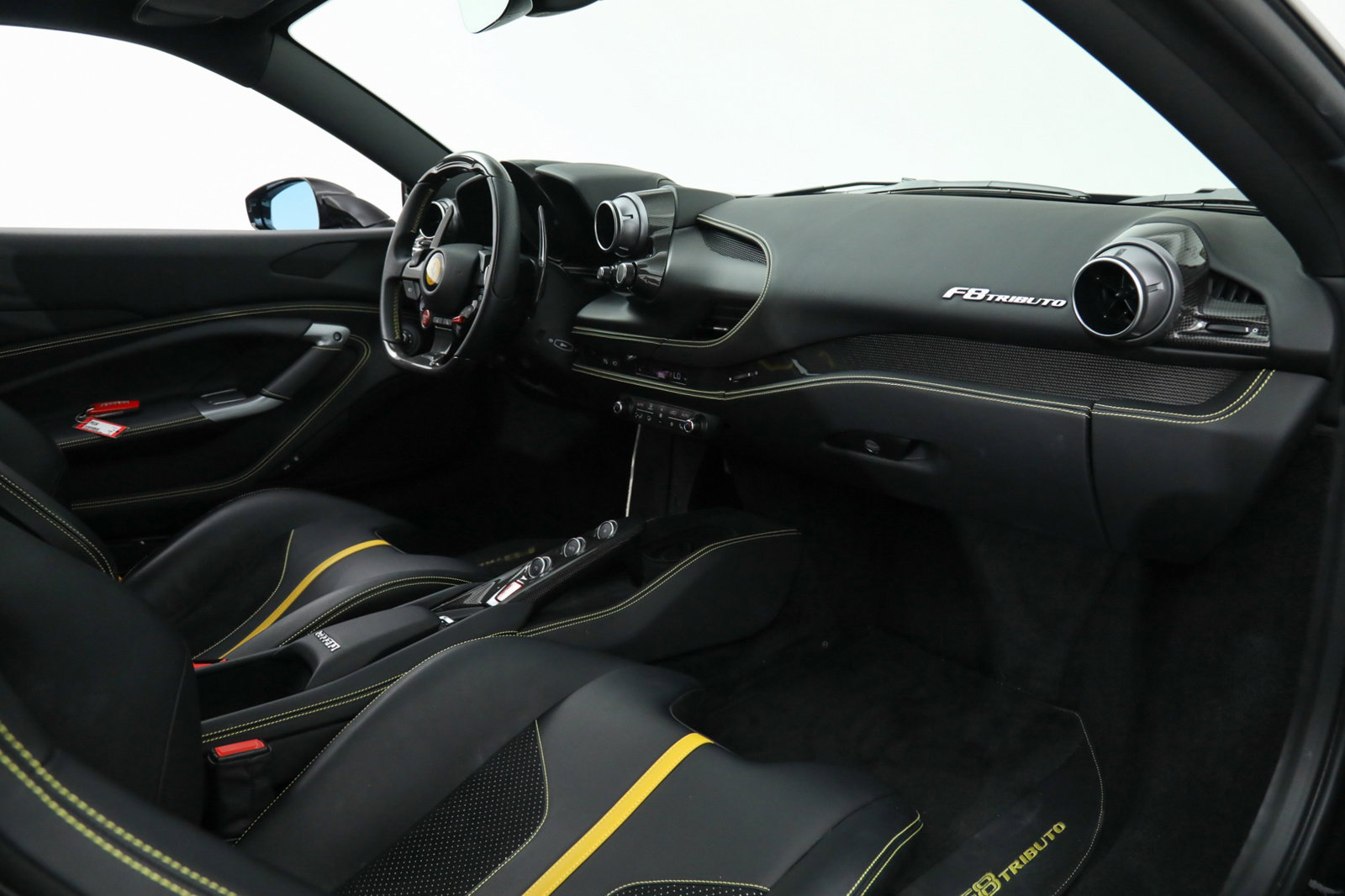 2021 FERRARI F8 TRIBUTO, 7/18