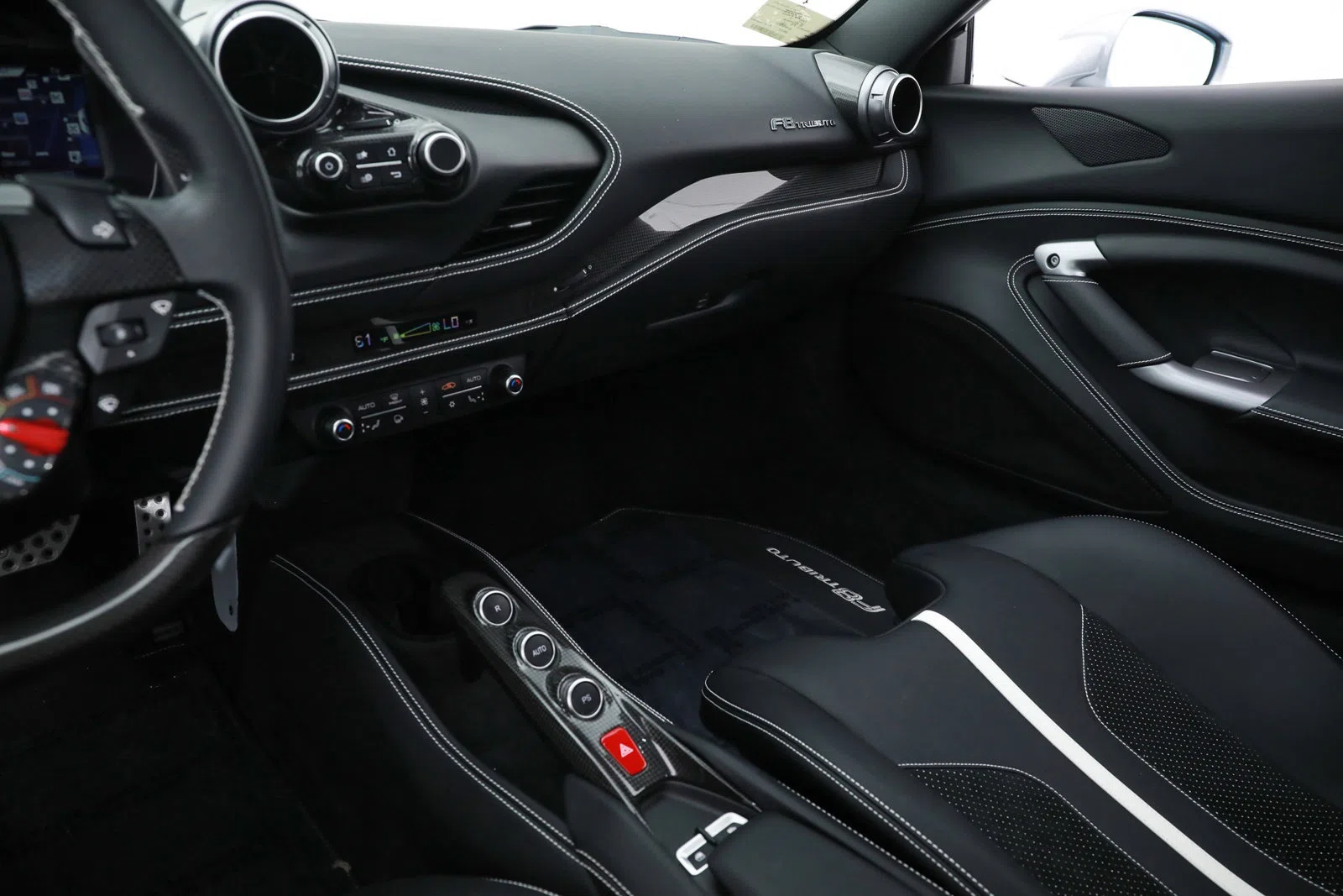2021 Ferrari F8 Tributo interior