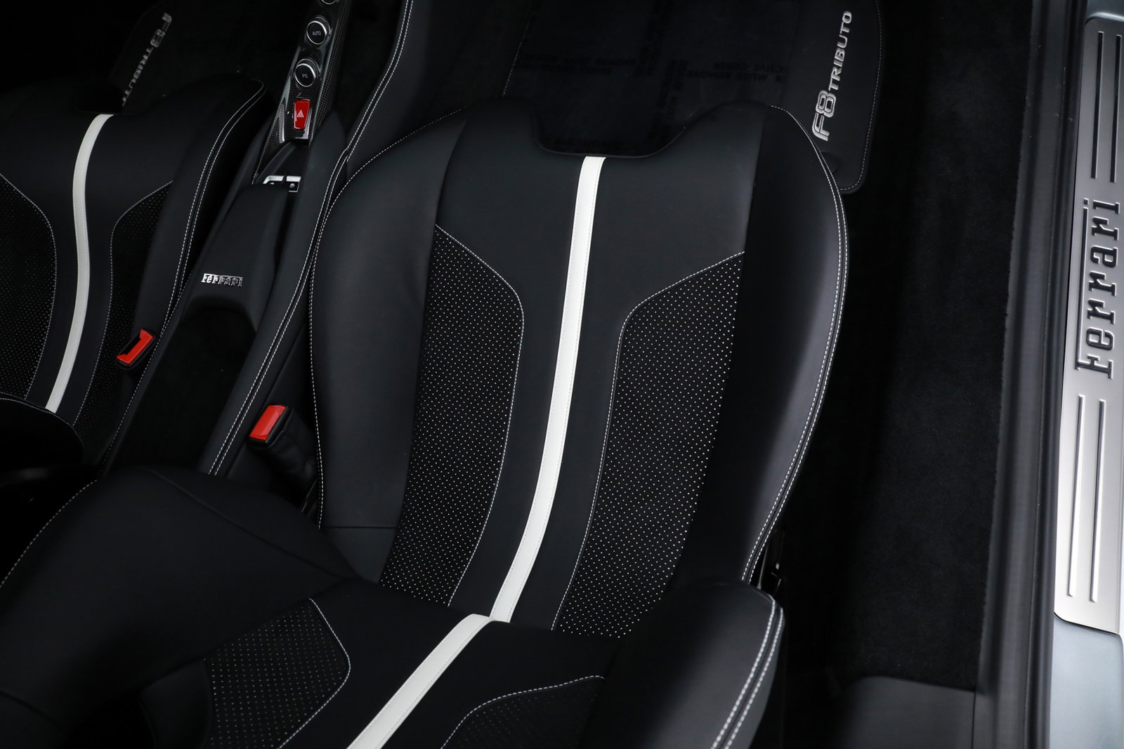 2021 FERRARI F8 TRIBUTO, 9/19