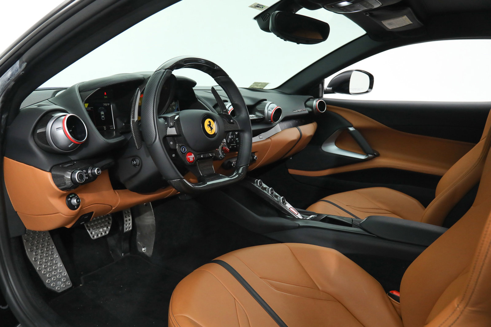 2018 FERRARI 812 SUPERFAST, 2/18