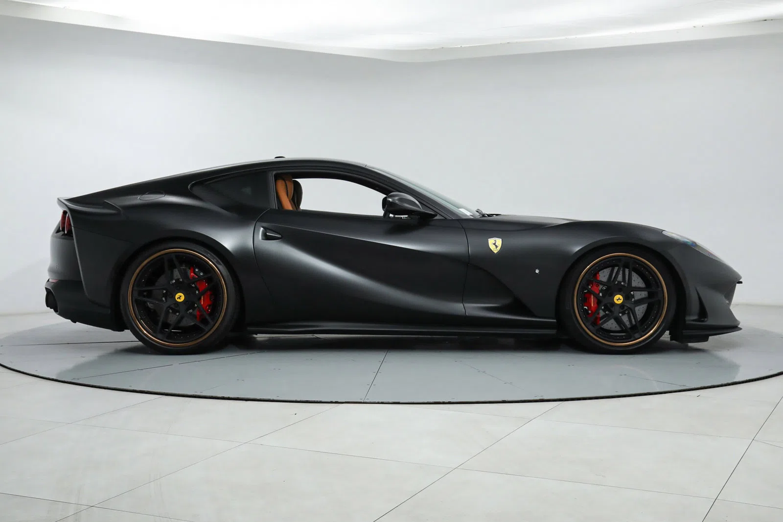 2018 Ferrari 812 Superfast for sale, exterior