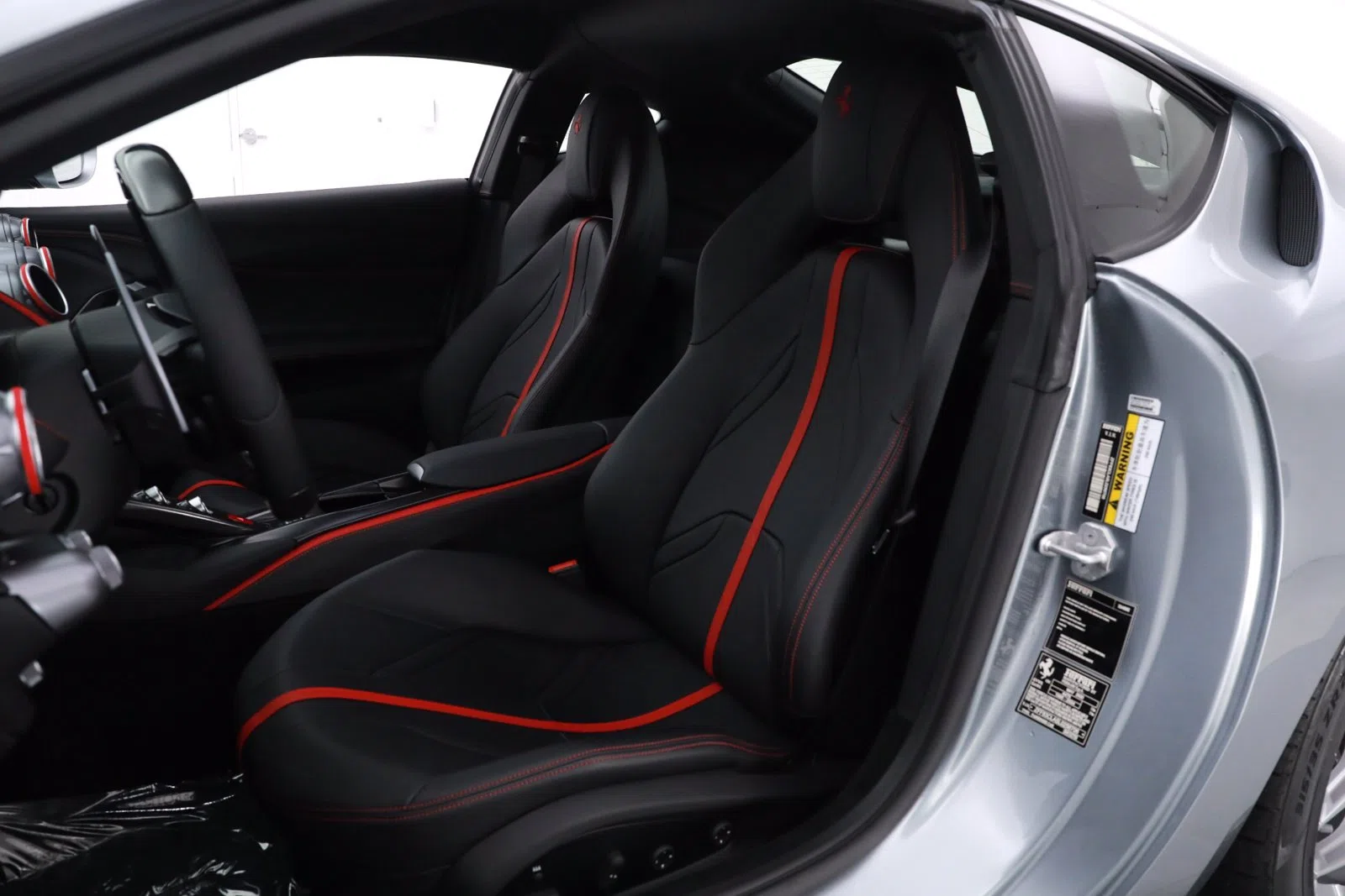 2020 Ferrari 812 Superfast interior, seats