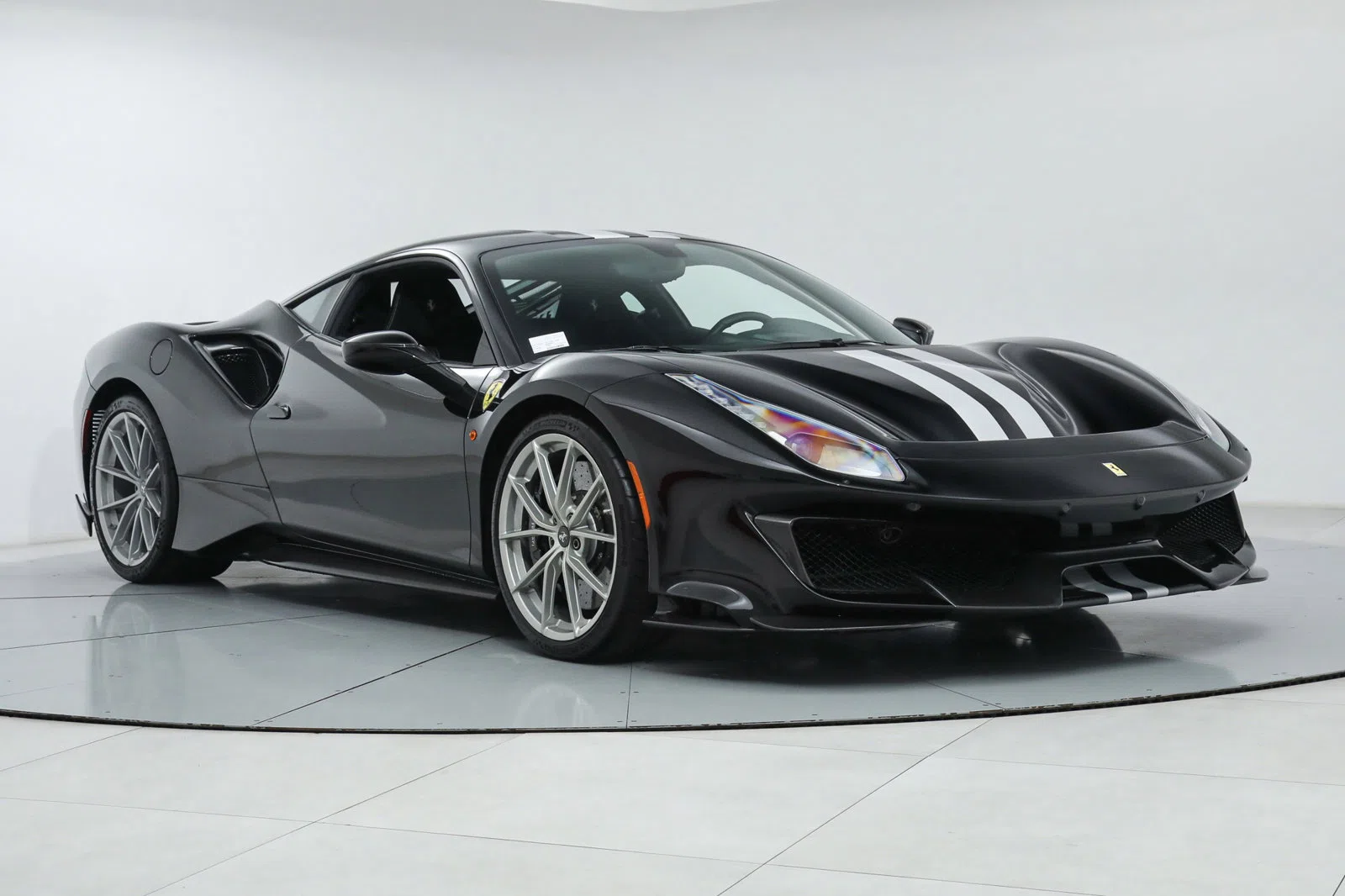 2019 FERRARI 488 PISTA