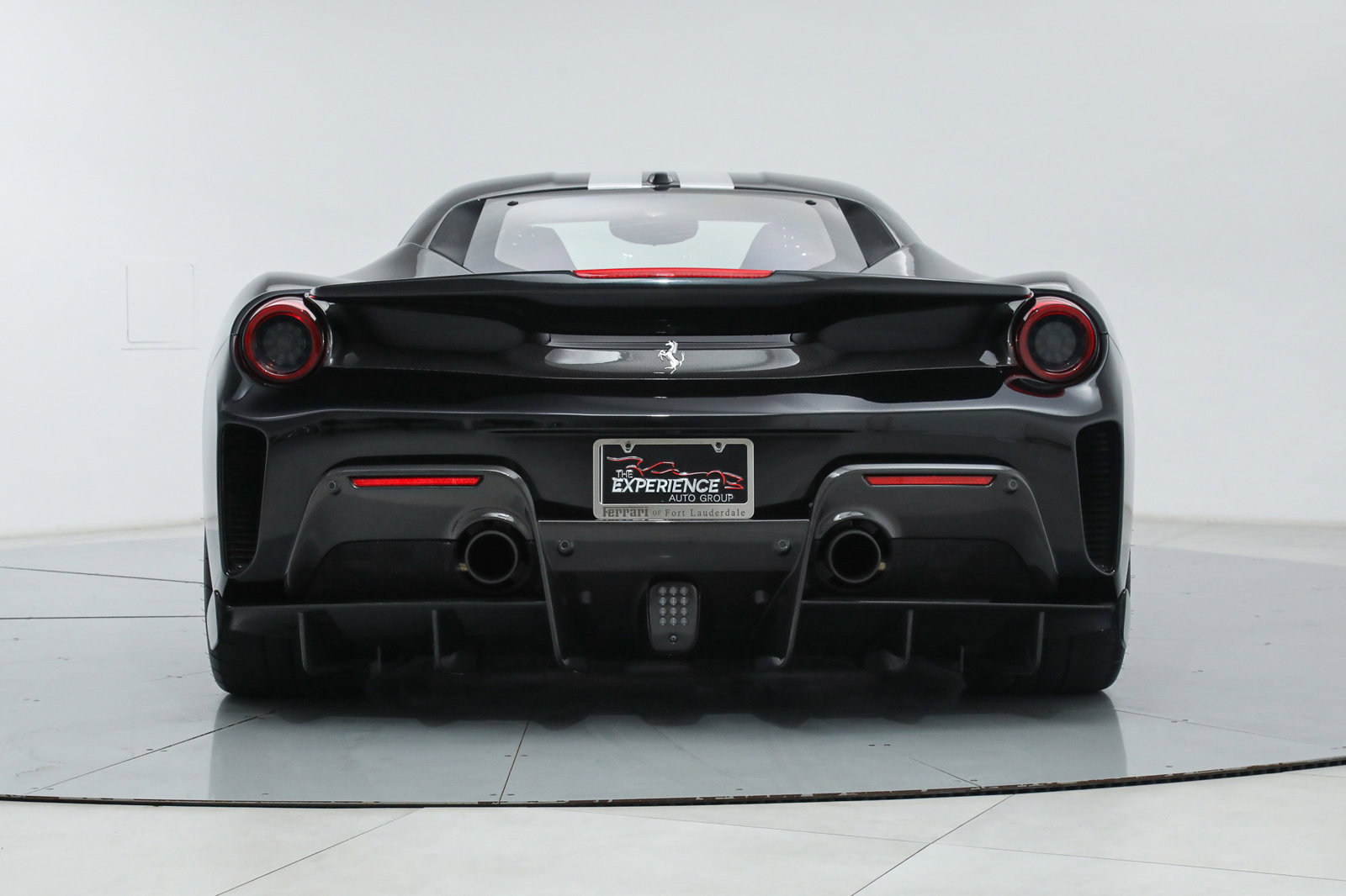 2019 FERRARI 488 PISTA, 14/19