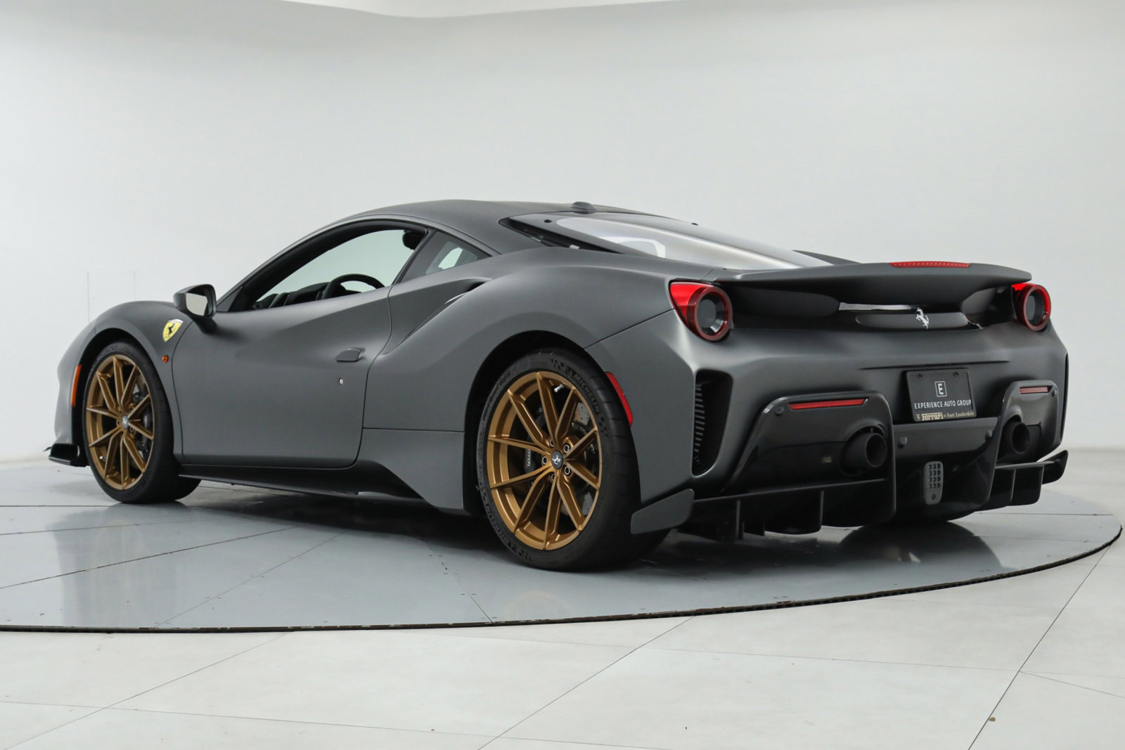 2020 FERRARI 488 PISTA, 2/17