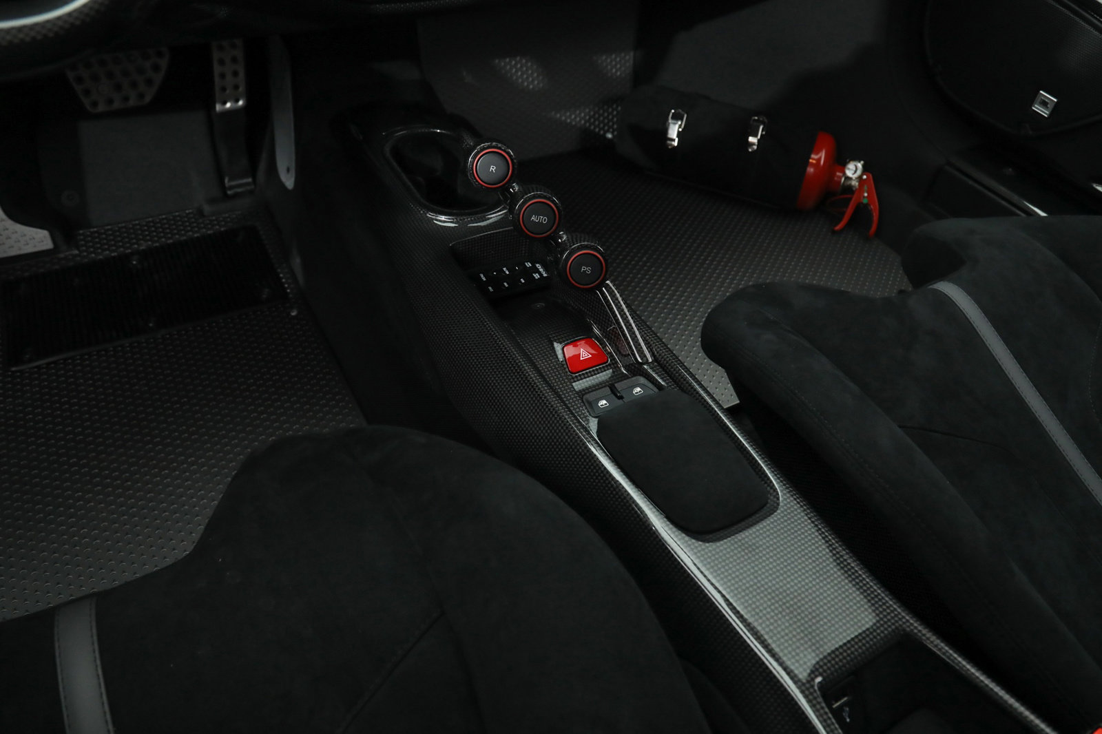 2020 FERRARI 488 PISTA, 7/17