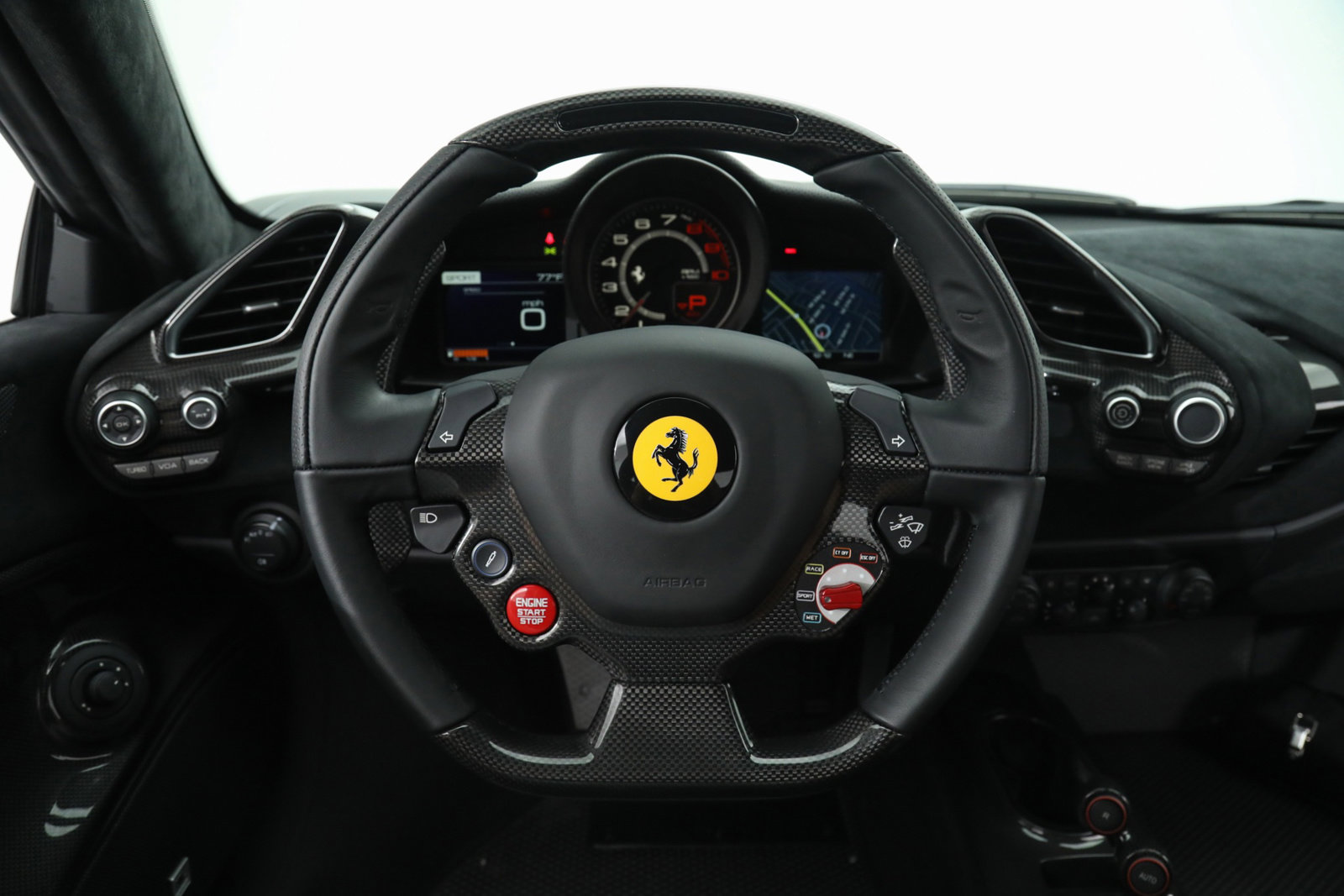 2020 FERRARI 488 PISTA, 13/17