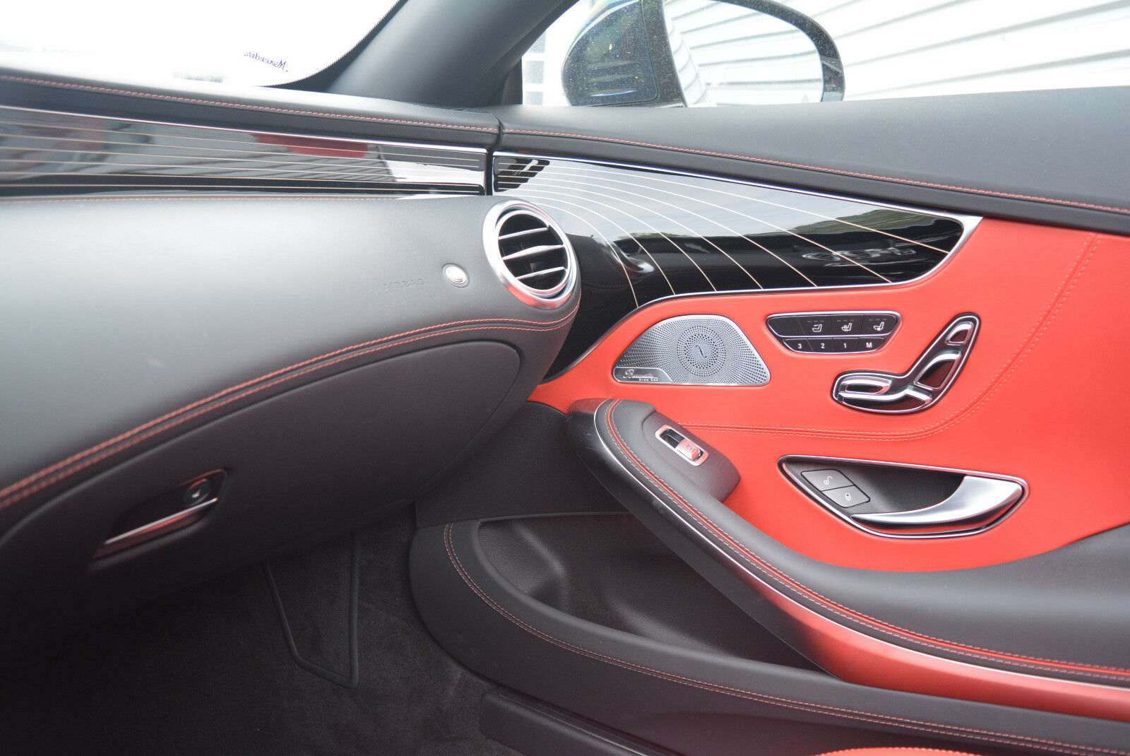 2018 Mercedes-Maybach S 650 LIMITED 1 OF 300 UNITS, 16/18