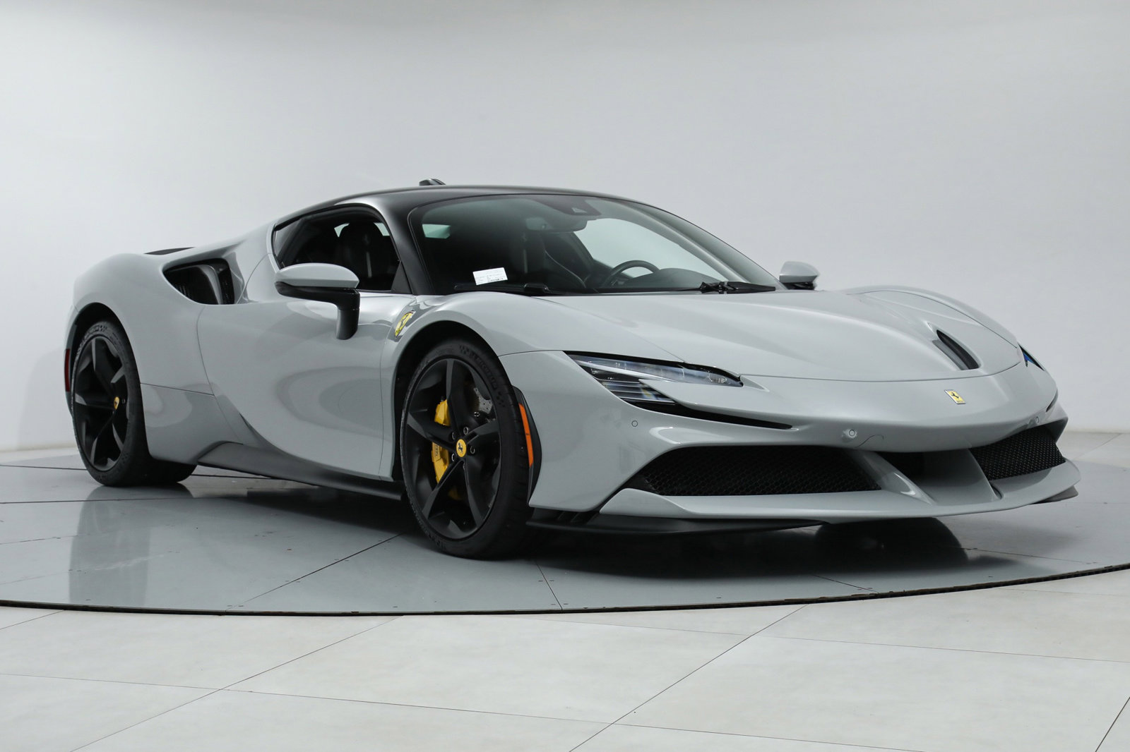 2022 FERRARI SF90 STRADALE