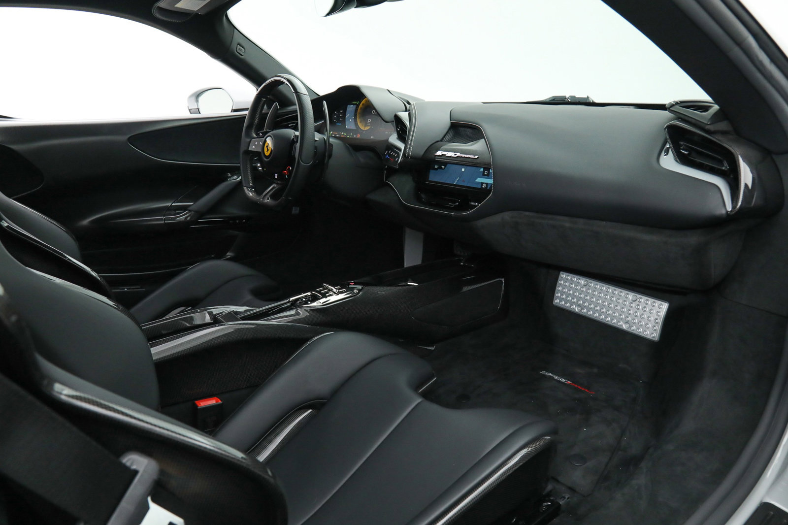 2022 FERRARI SF90 STRADALE, 8/20