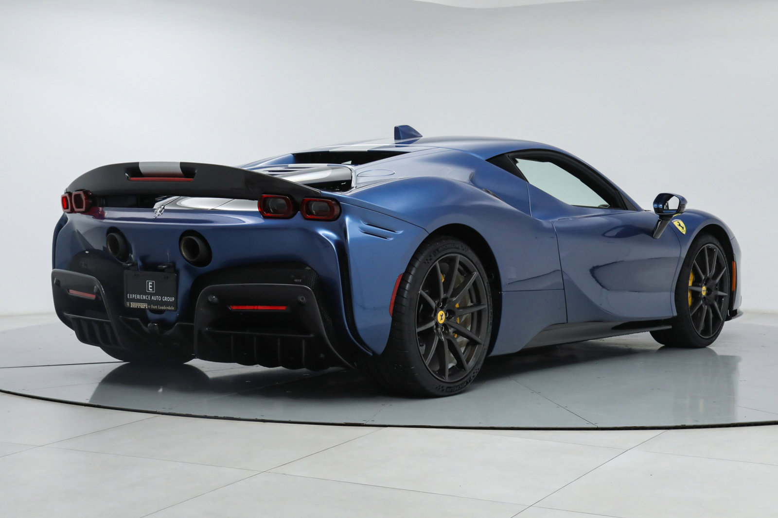 2021 FERRARI SF90 STRADALE, 19/20