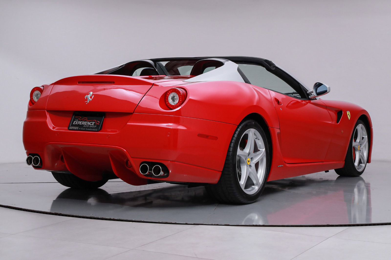 2011 FERRARI 599 SA APERTA, 18/19