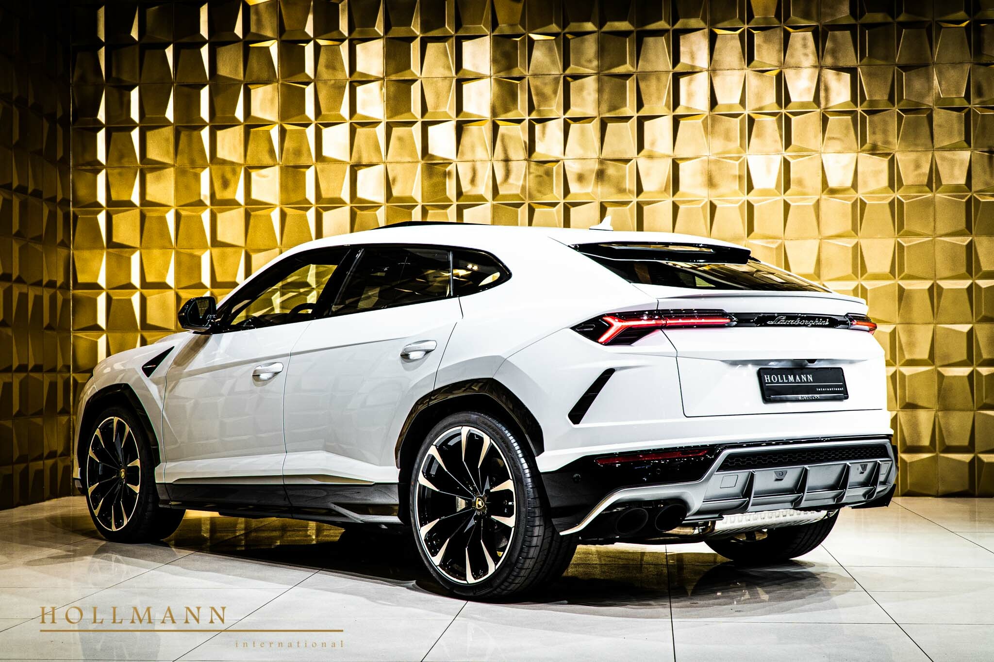 2022 Lamborghini Urus, 11/12