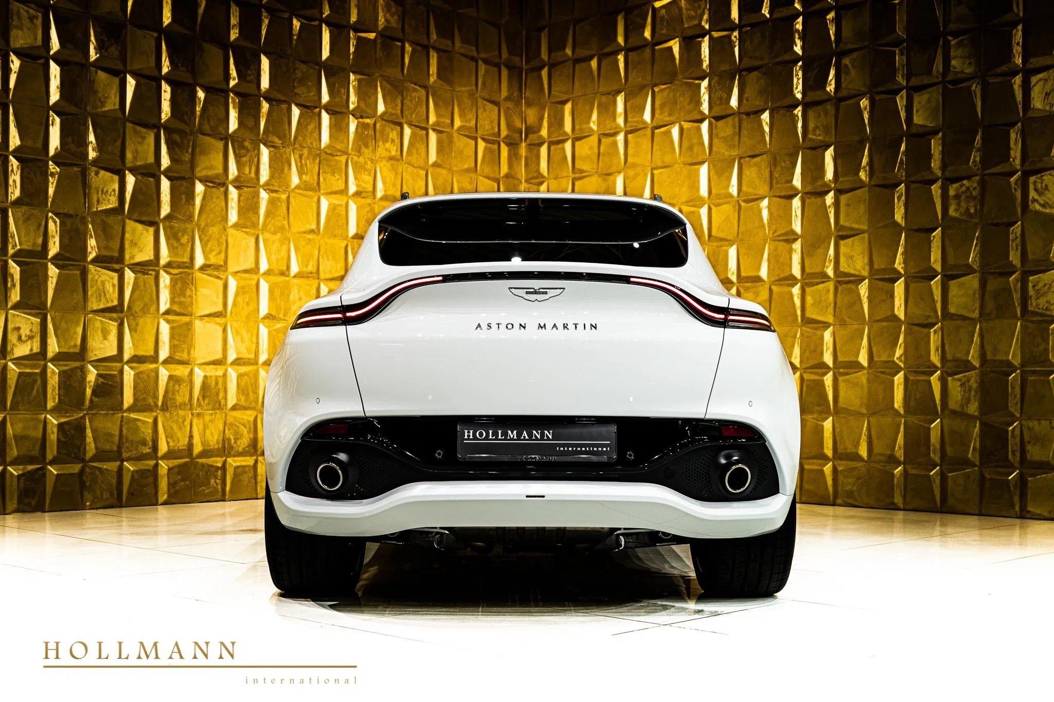 2022 Aston Martin DBX, rear three-quarter view