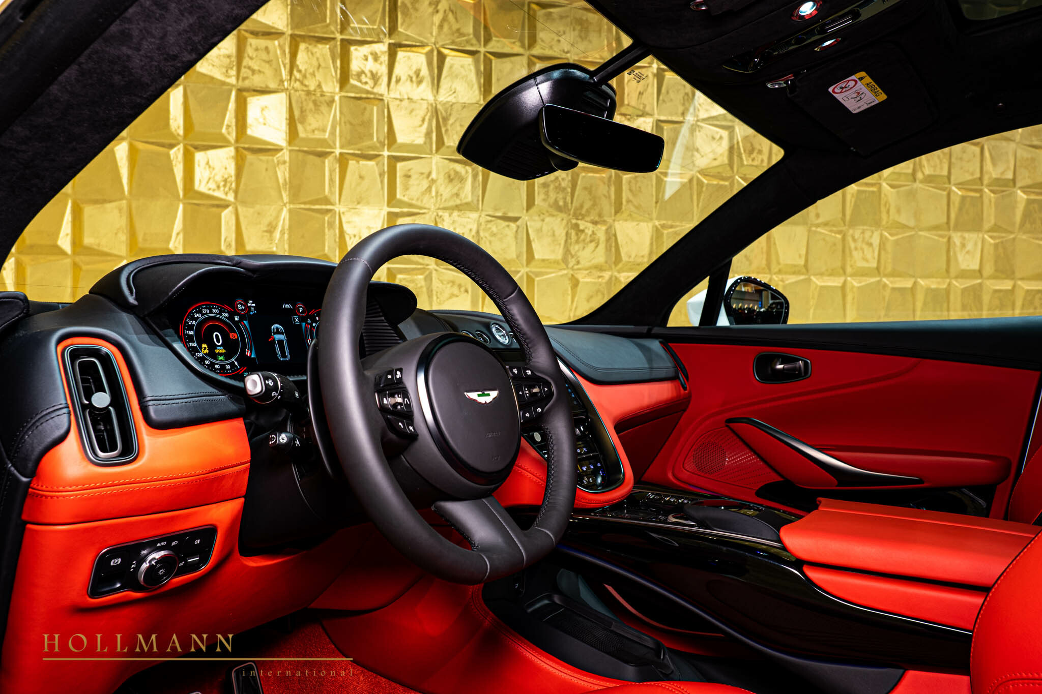 2022 Aston Martin DBX, 5/19