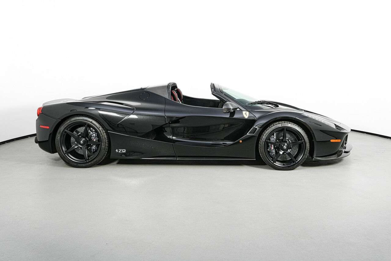 2017 Ferrari LaFerrari Aperta, 2/20
