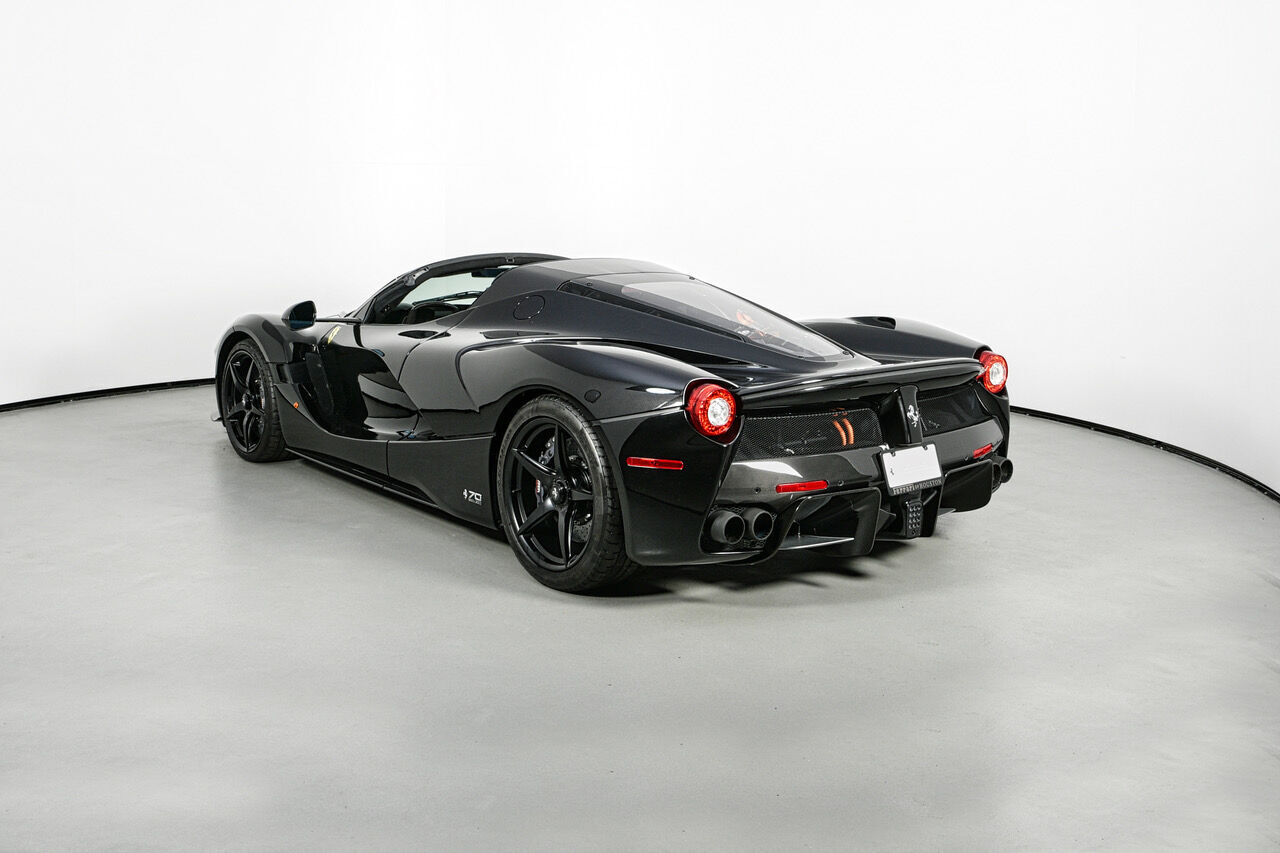 2017 Ferrari LaFerrari Aperta, 3/20