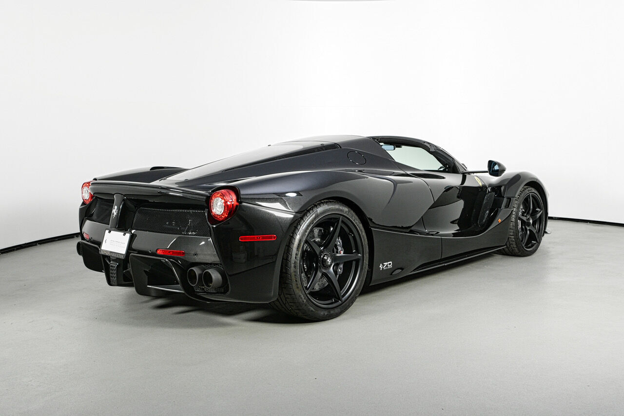 2017 Ferrari LaFerrari Aperta, 6/20