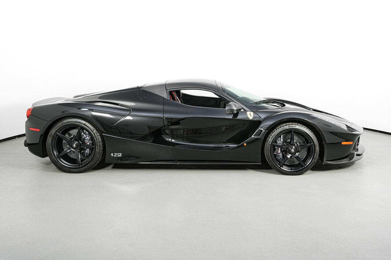 2017 Ferrari LaFerrari Aperta, 17/20