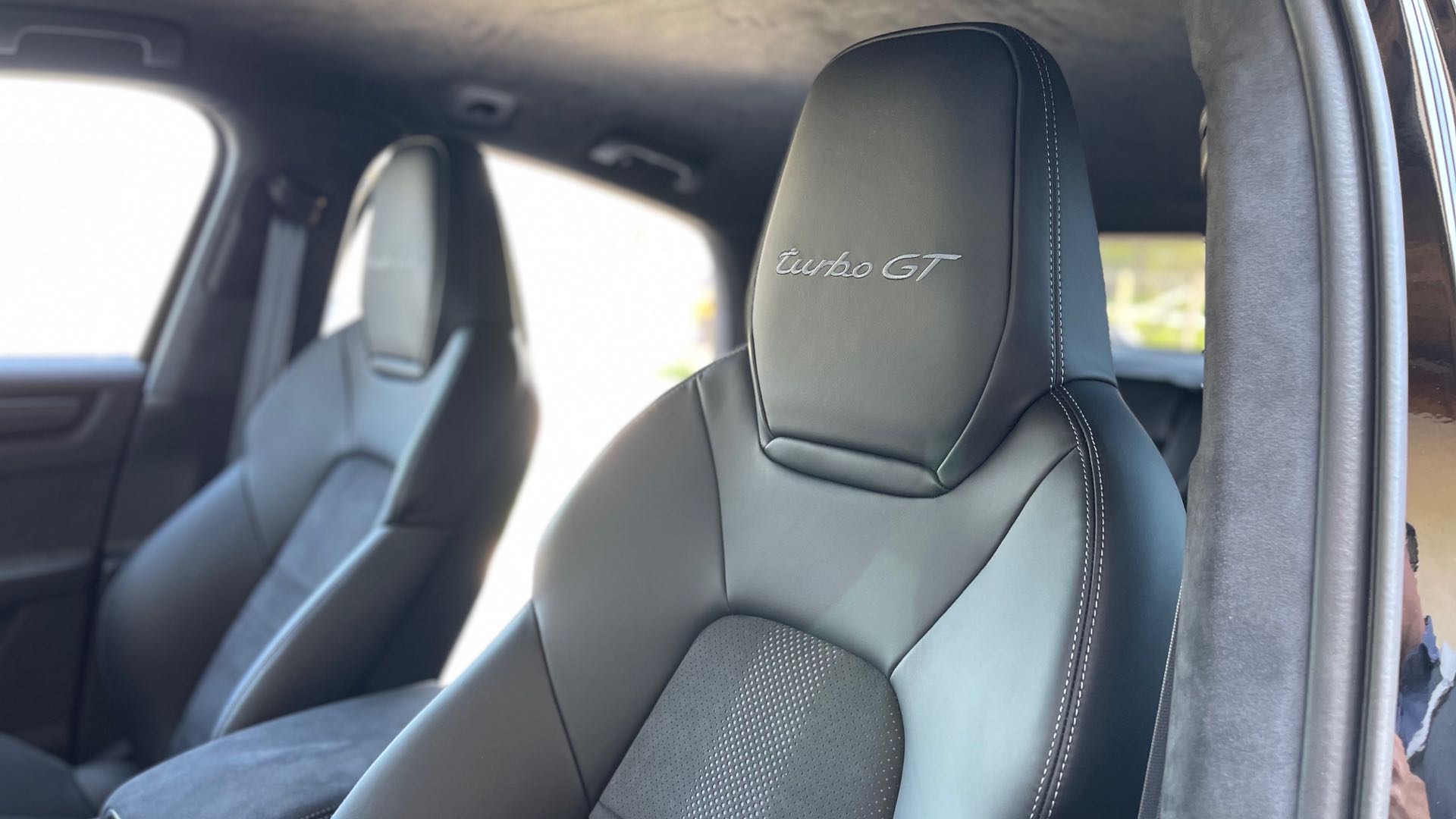 2022 Porsche Cayenne Turbo GT Coupe, 11/14