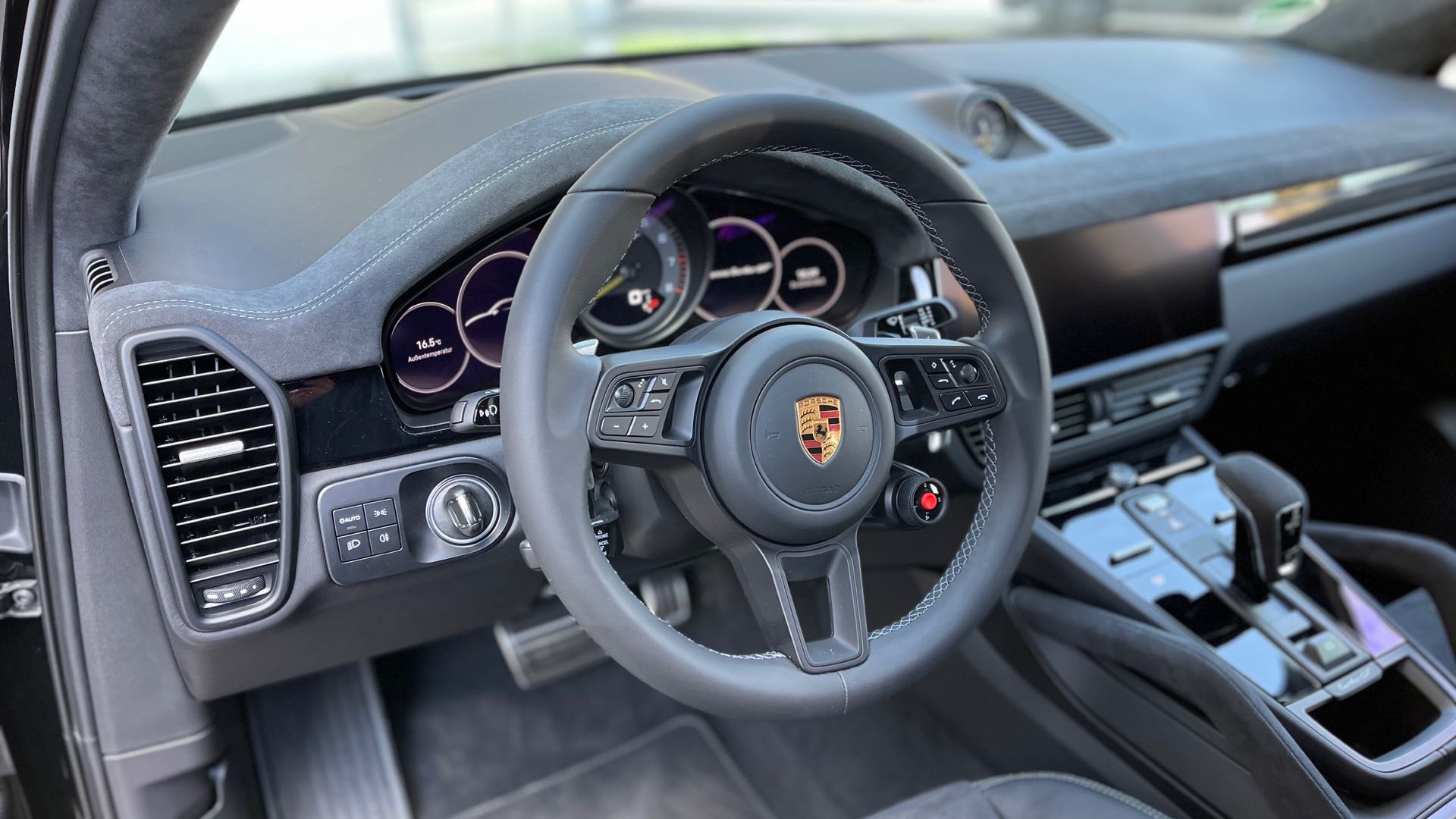 2022 Porsche Cayenne Turbo GT Coupe, 13/14