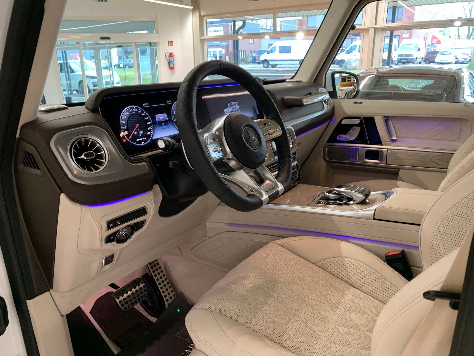 2019 Mercedes-Benz G 63 AMG interior, Beige