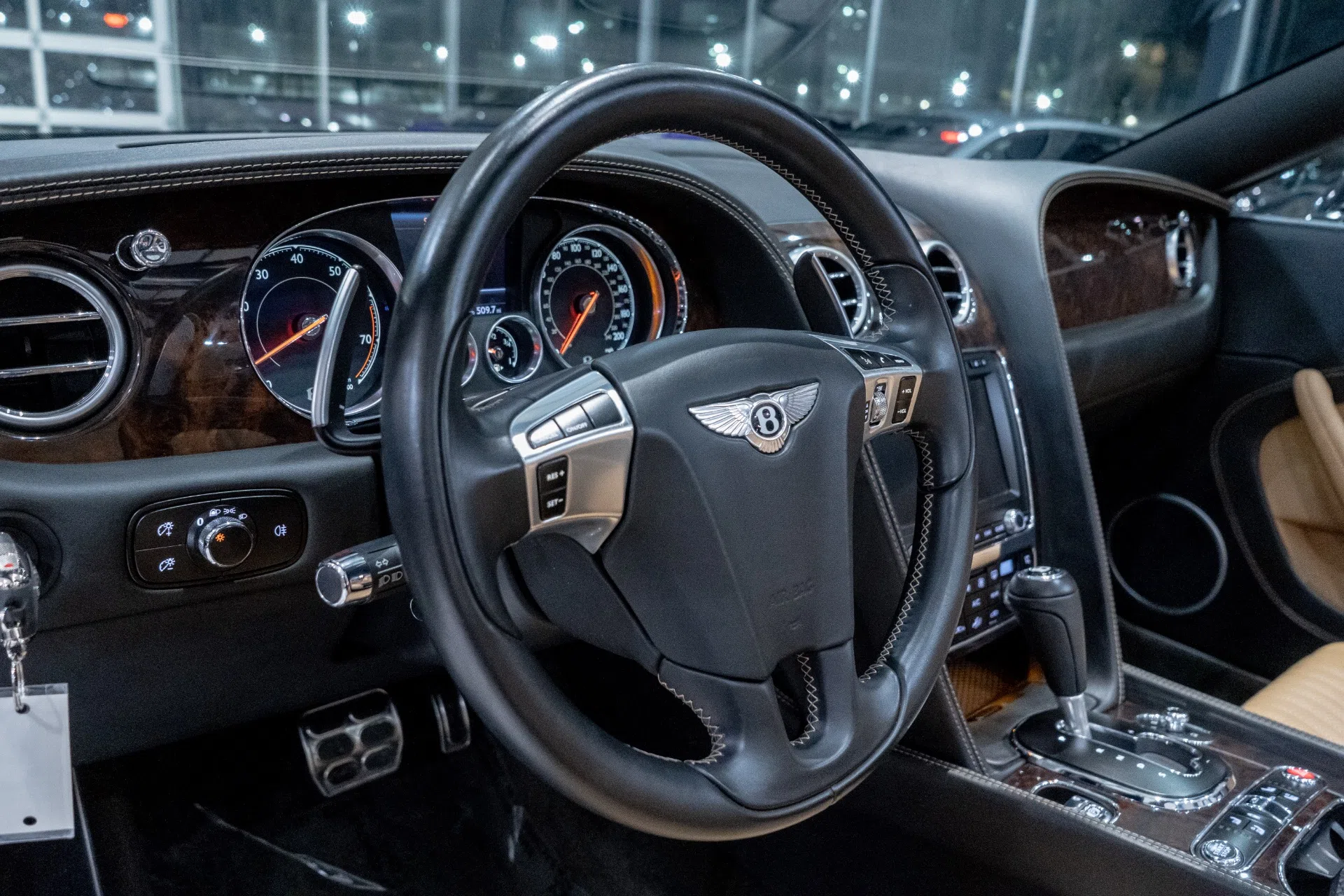 2017 Bentley Continental GTC V8 interior, dashboard, SADDLE