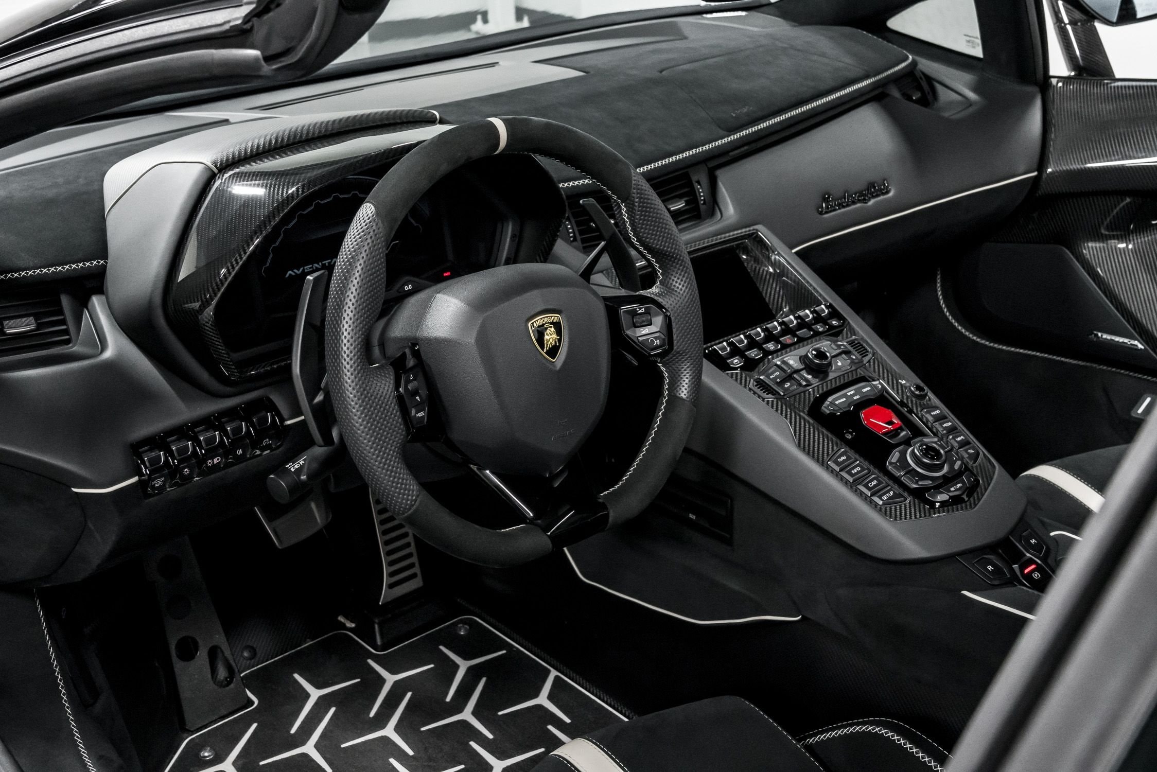 2020 Lamborghini Aventador SVJ Roadster, 7/14