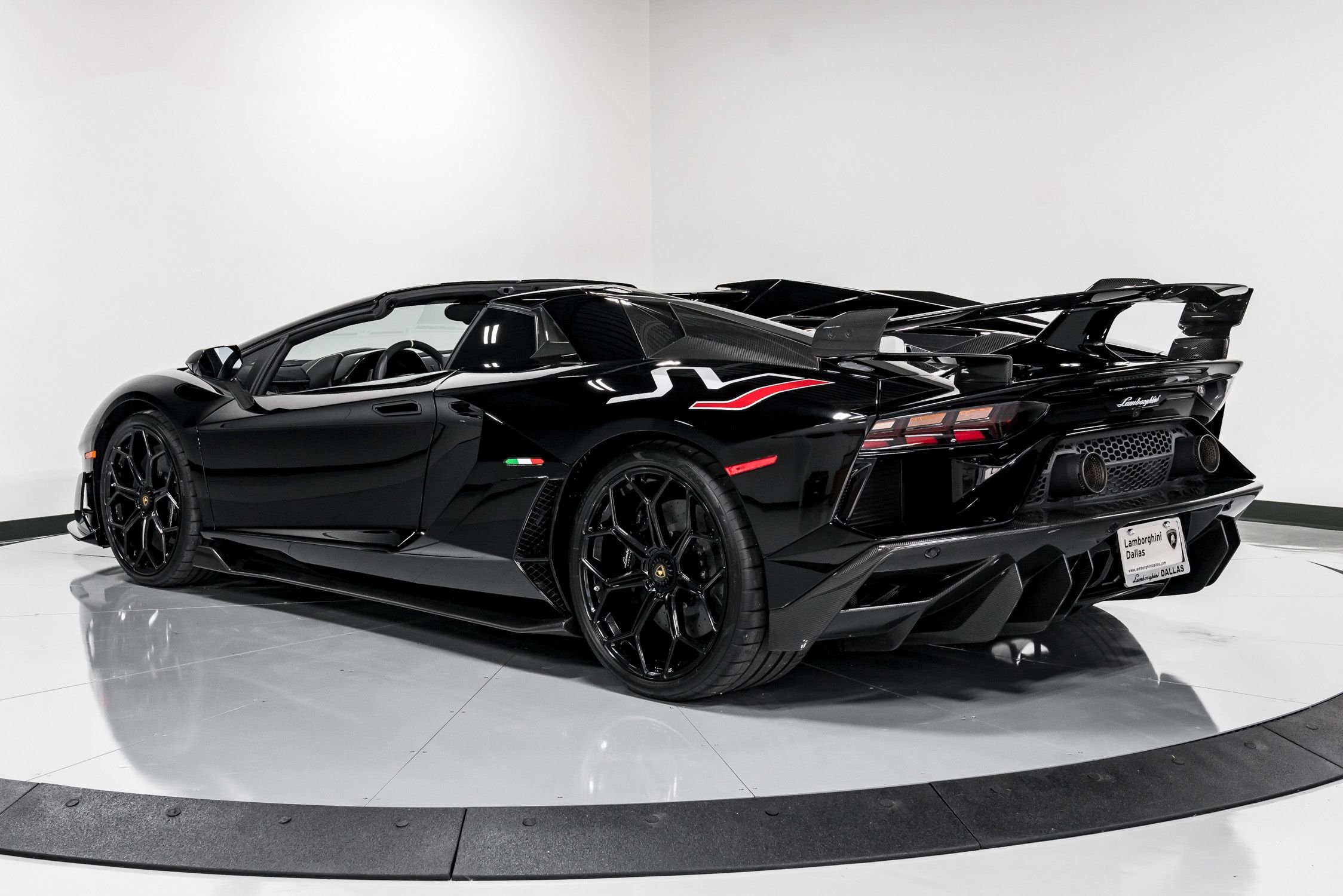 2020 Lamborghini Aventador SVJ Roadster, 12/14