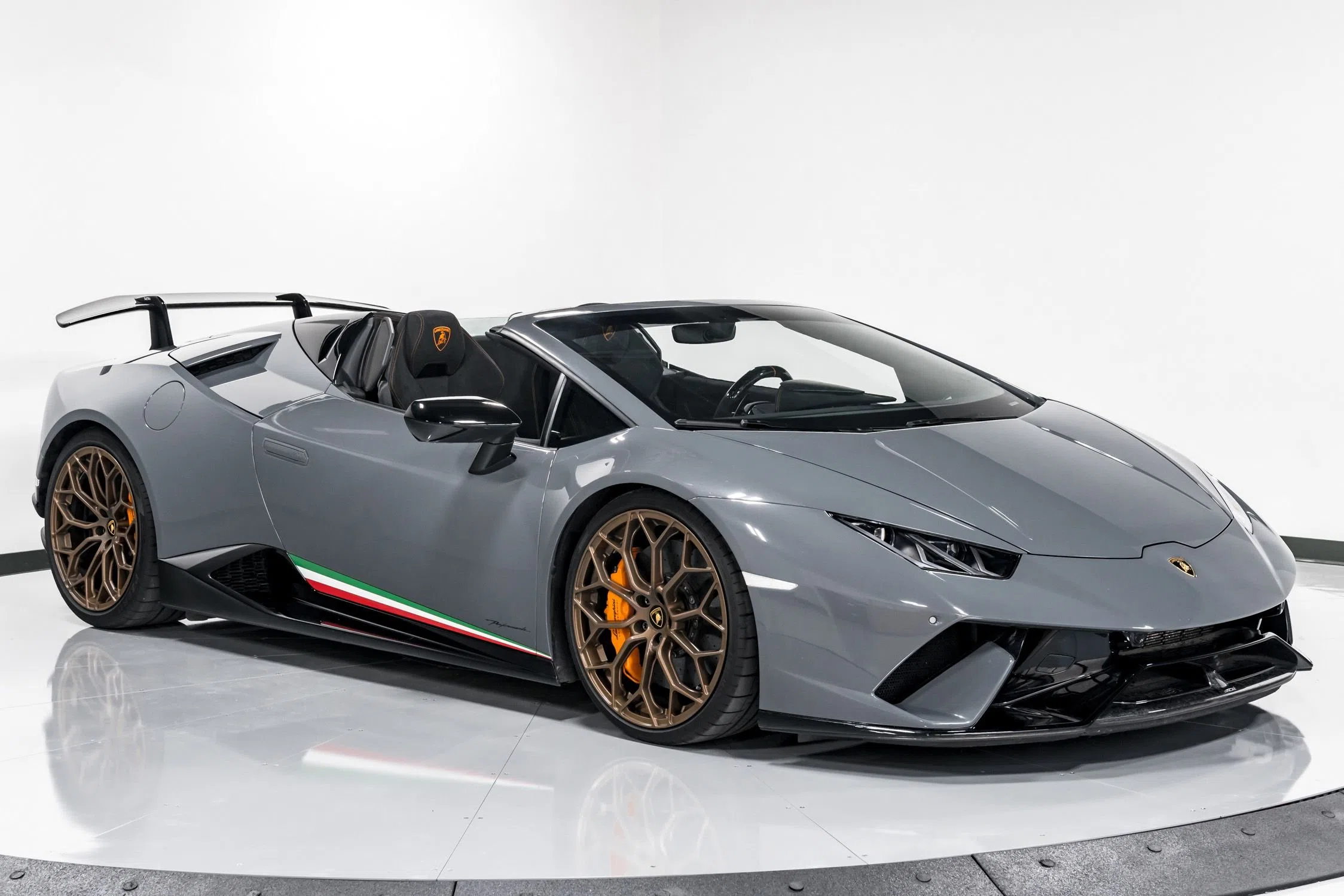 2018 Lamborghini Huracan Performante Spyder
