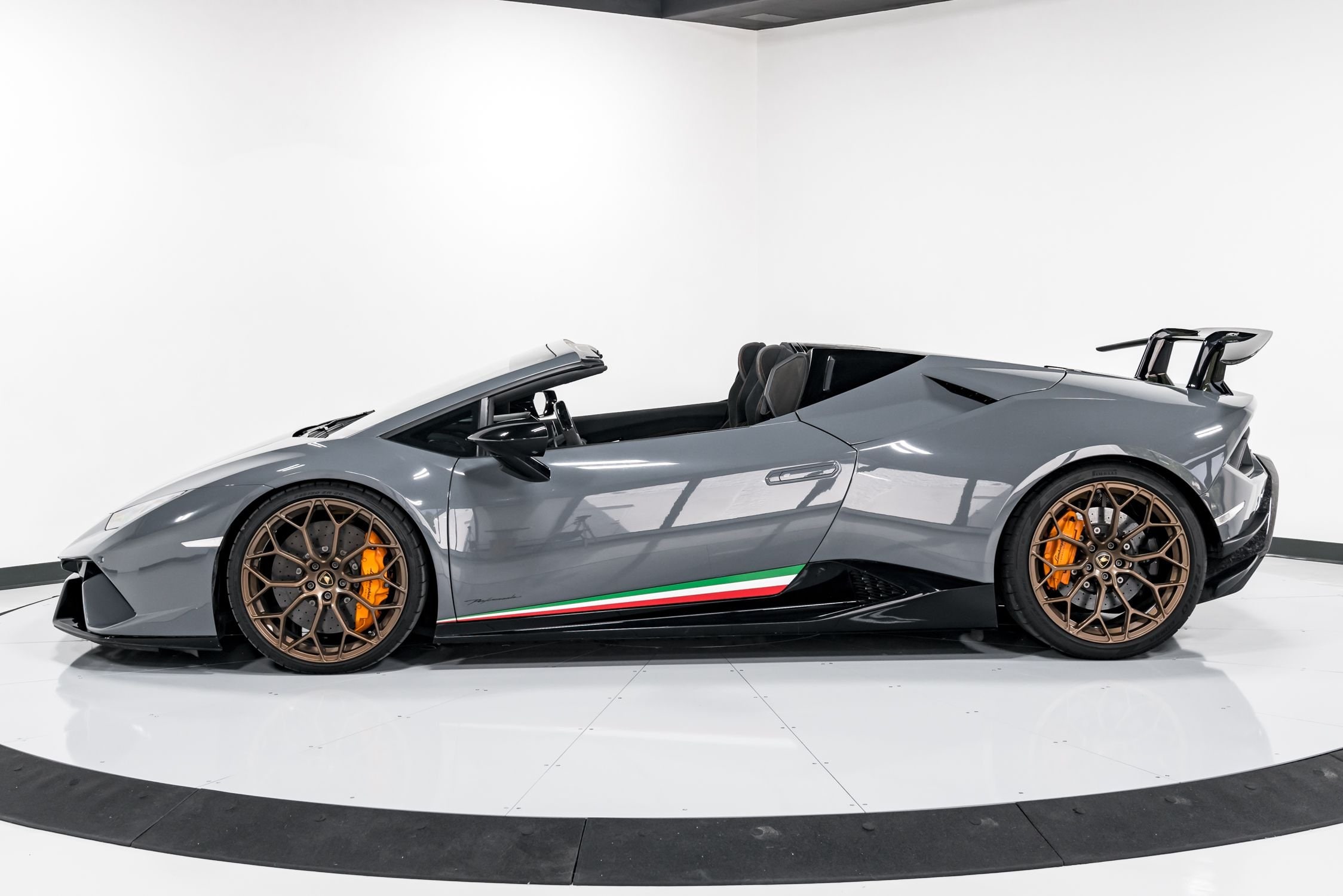 2018 Lamborghini Huracan Performante Spyder, 14/17