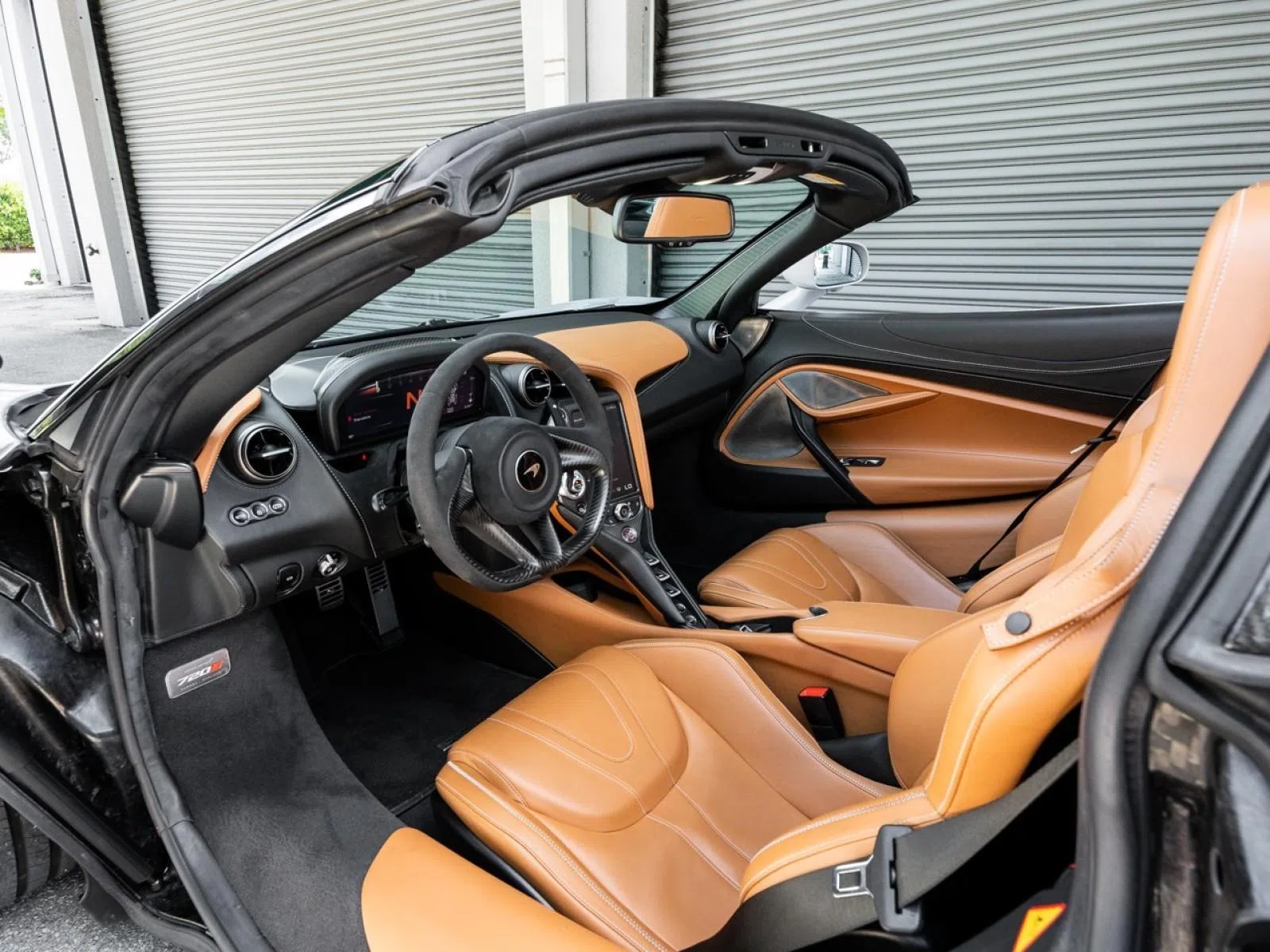 2020 MCLAREN 720S interior