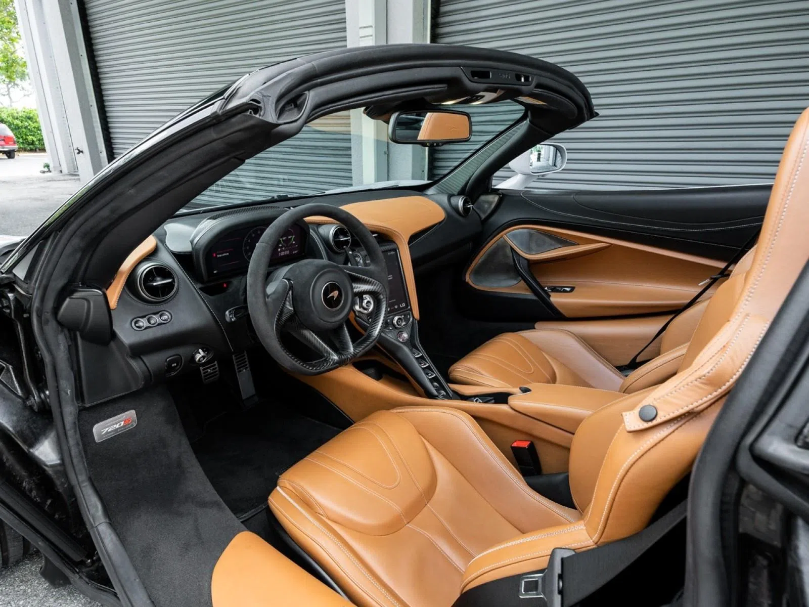 2020 MCLAREN 720S interior