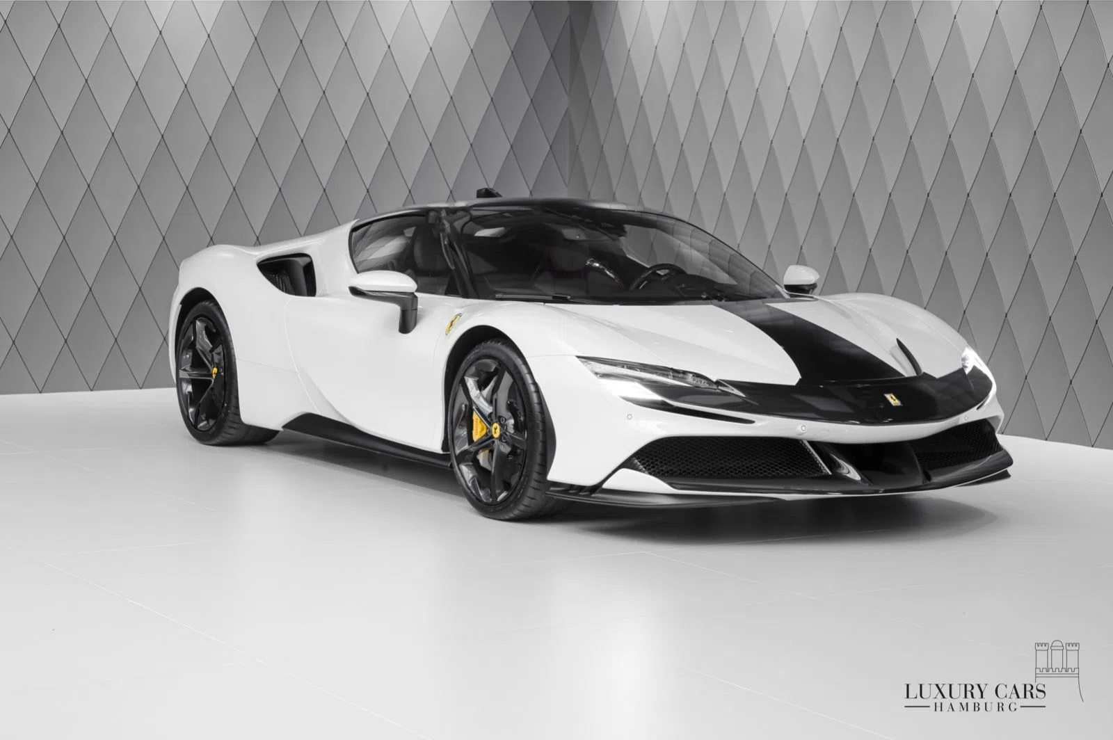 2022 Ferrari SF90