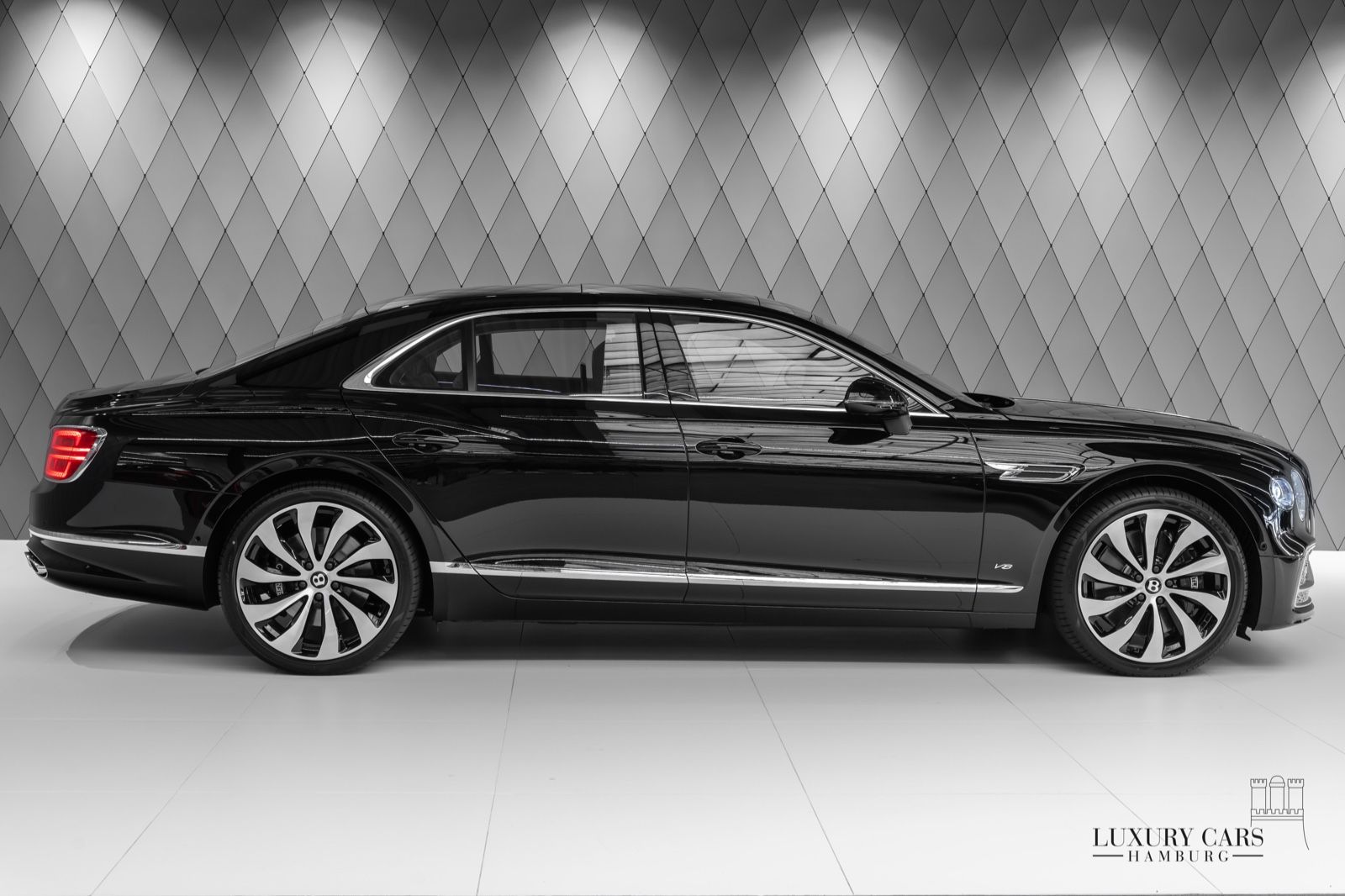 2022 Bentley Flying Spur V8, 3/8