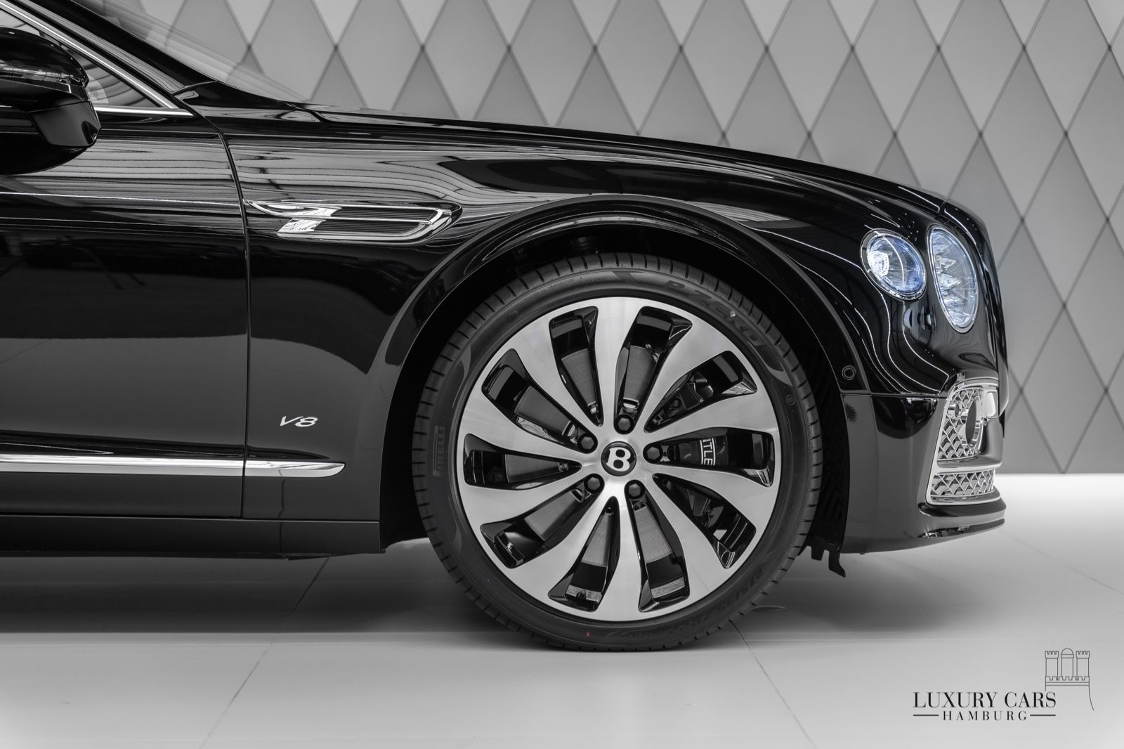 2022 Bentley Flying Spur V8, 7/8