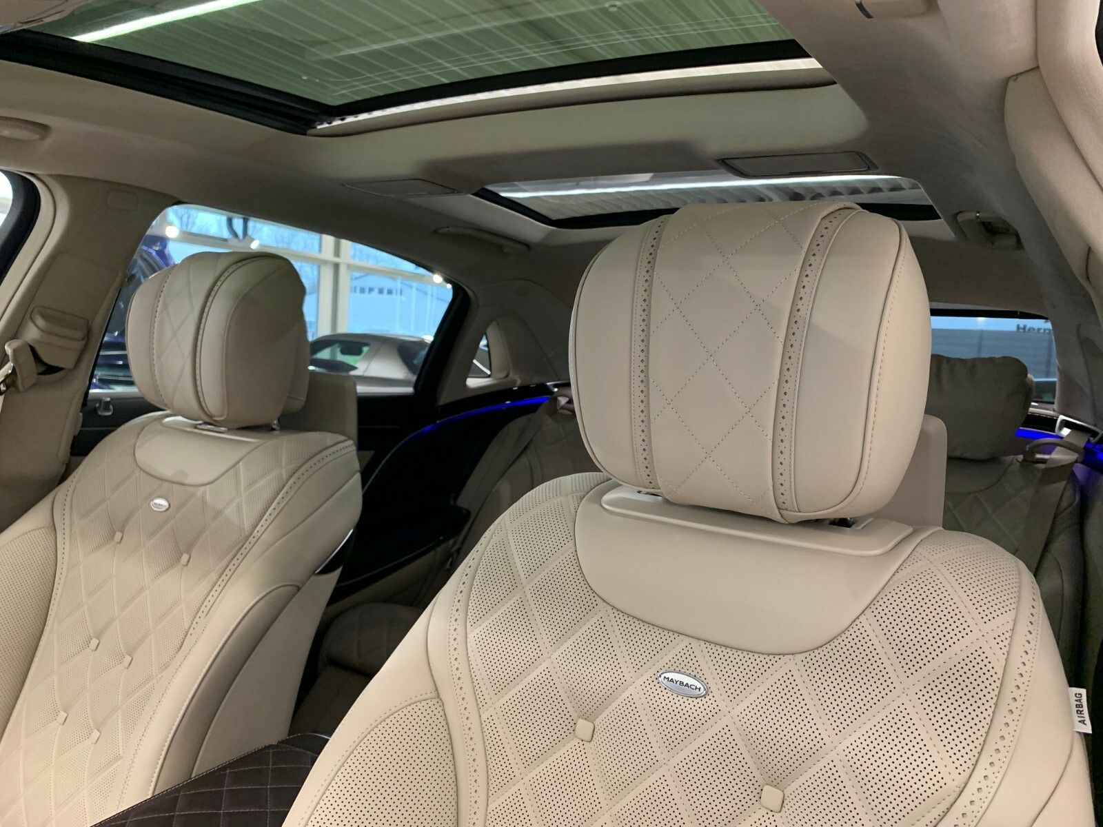2019 Mercedes-Maybach S 560 4Matic, 9/18