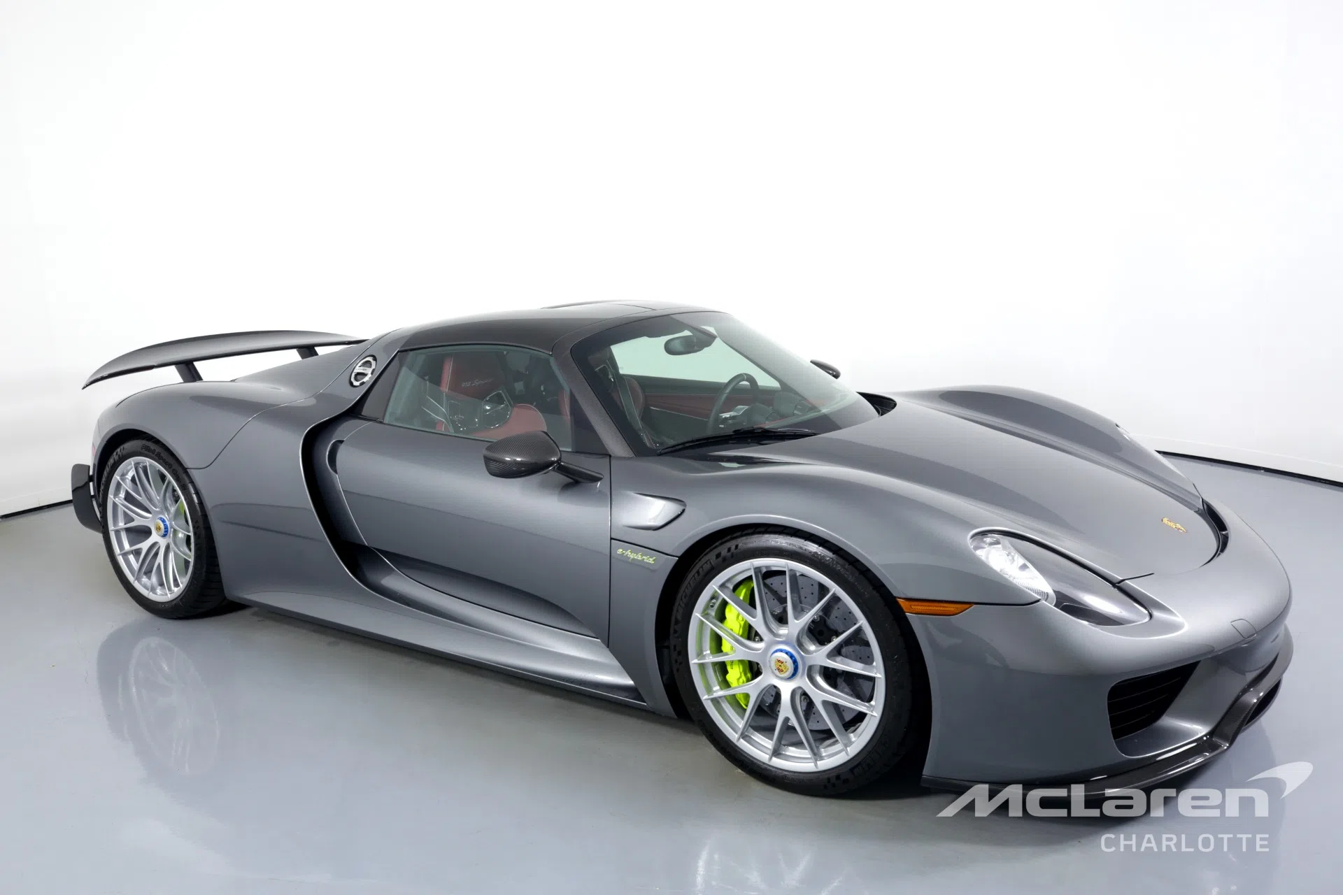 2015 PORSCHE 918 SPYDER