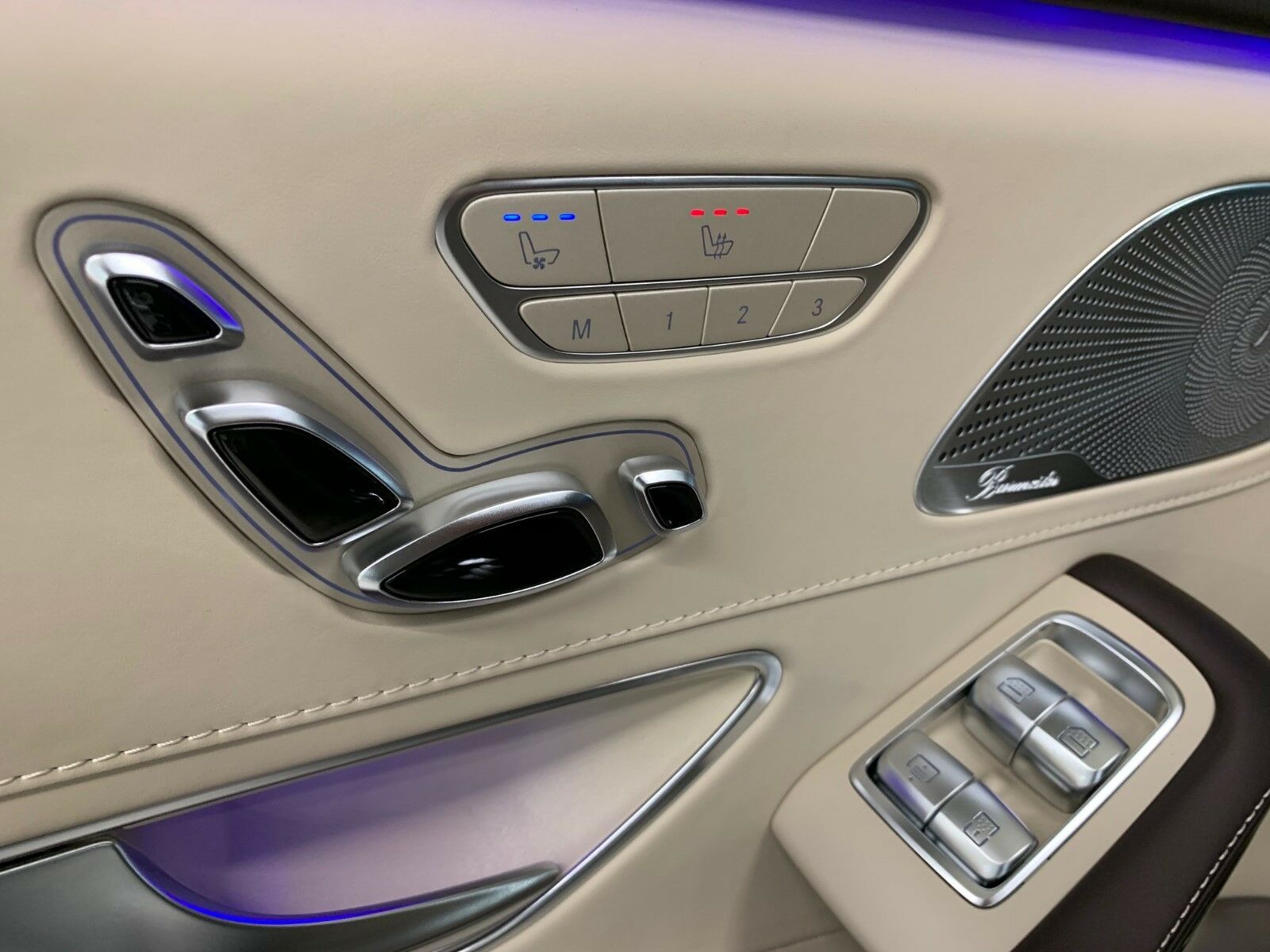 2019 Mercedes-Maybach S 560 4Matic, 17/18
