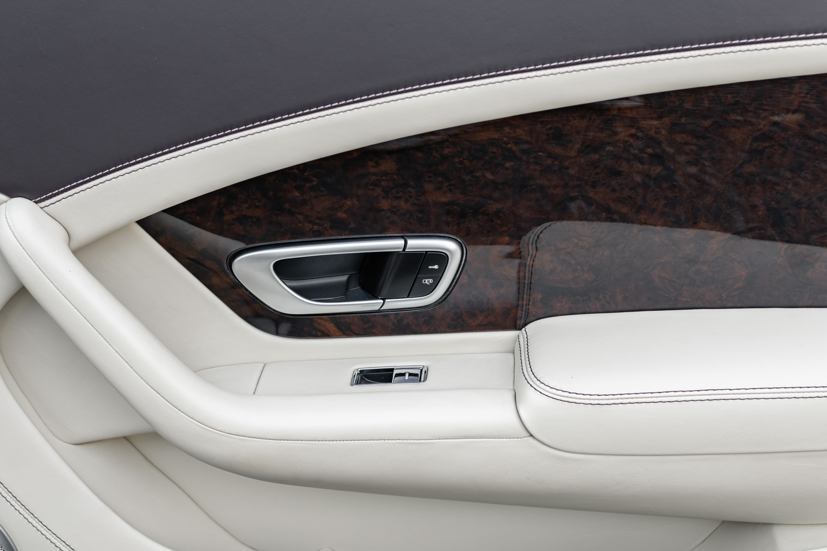 2015 BENTLEY CONTINENTAL GTC V8, 13/20