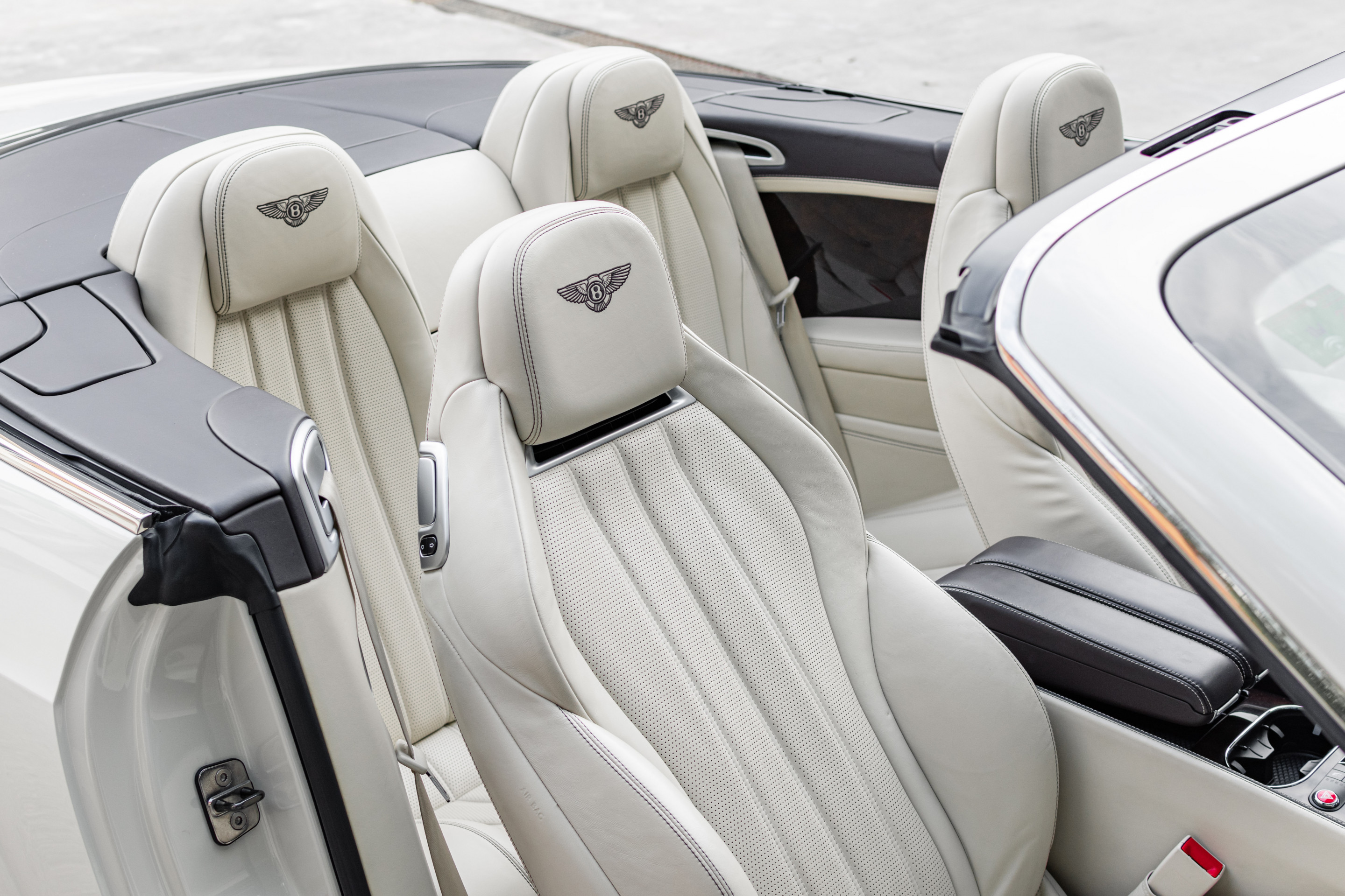 2015 BENTLEY CONTINENTAL GTC V8, 15/20