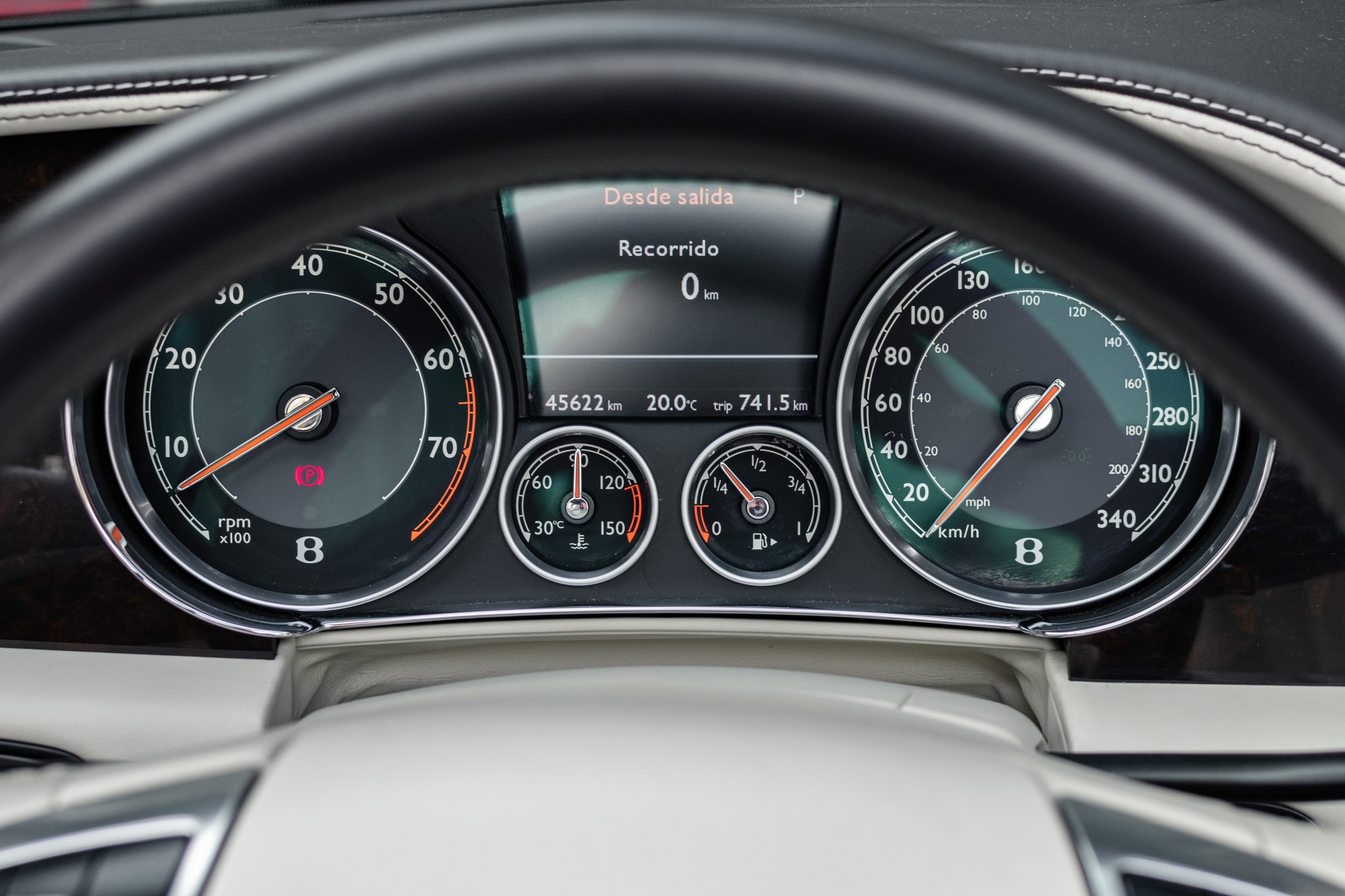 2015 BENTLEY CONTINENTAL GTC V8, 18/20