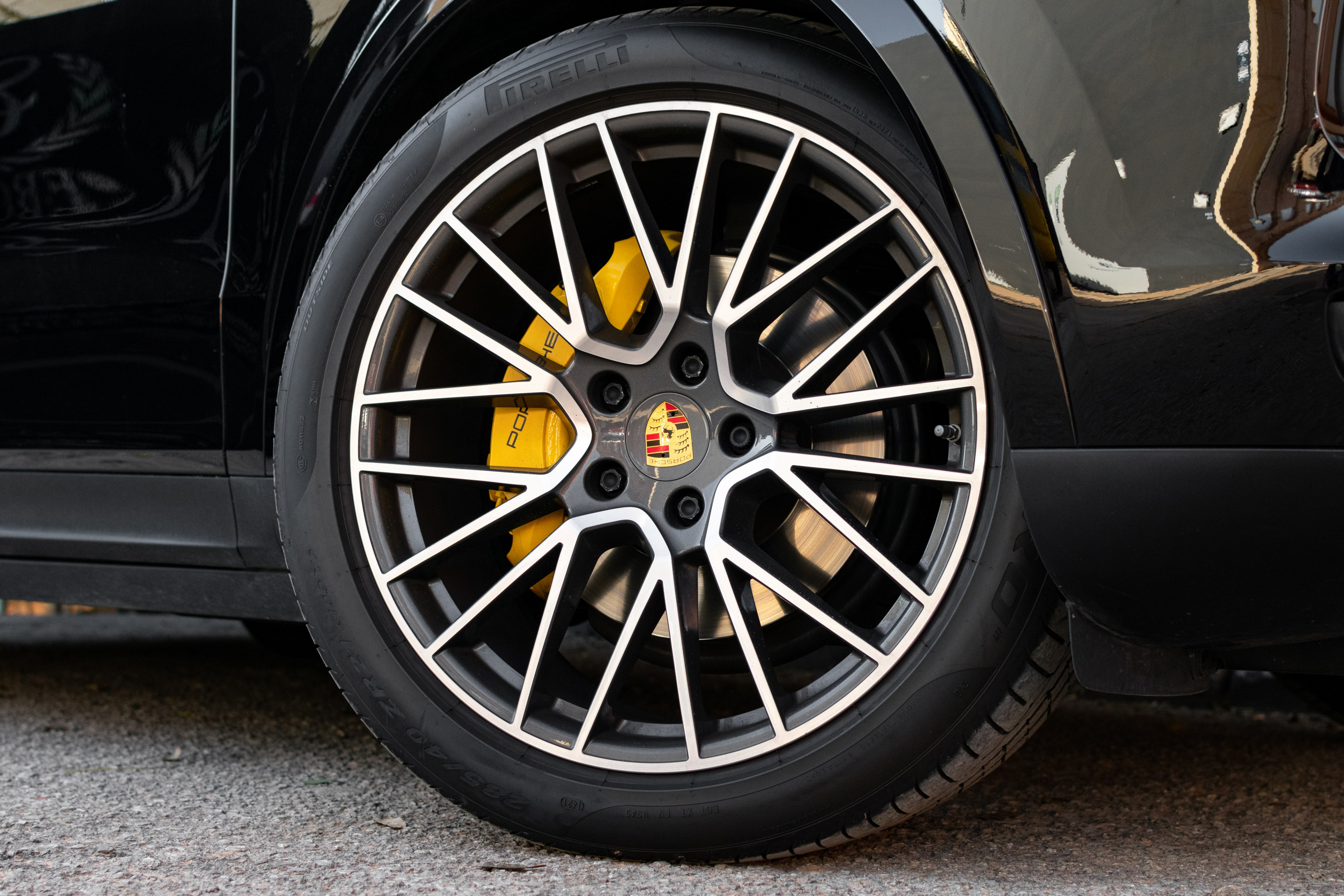 2021 PORSCHE CAYENNE, 2/17