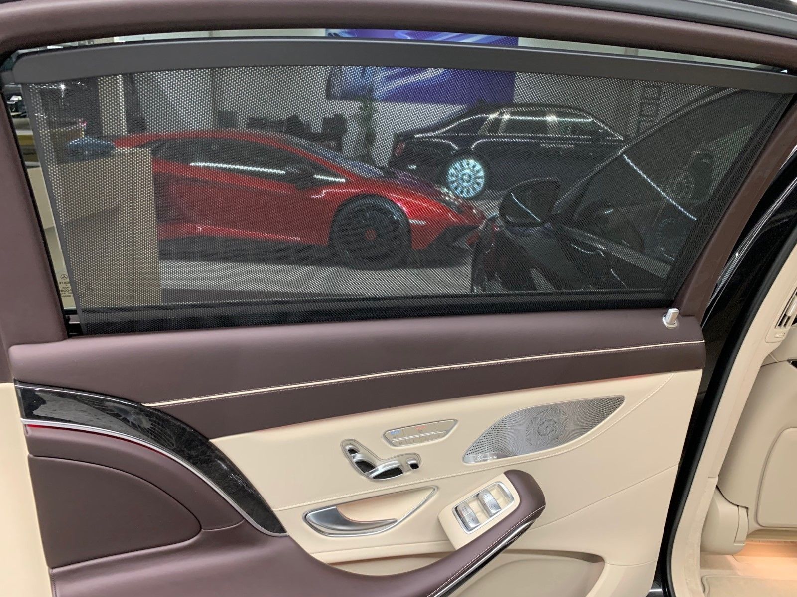 2019 Mercedes-Maybach S 560 4Matic, 8/15