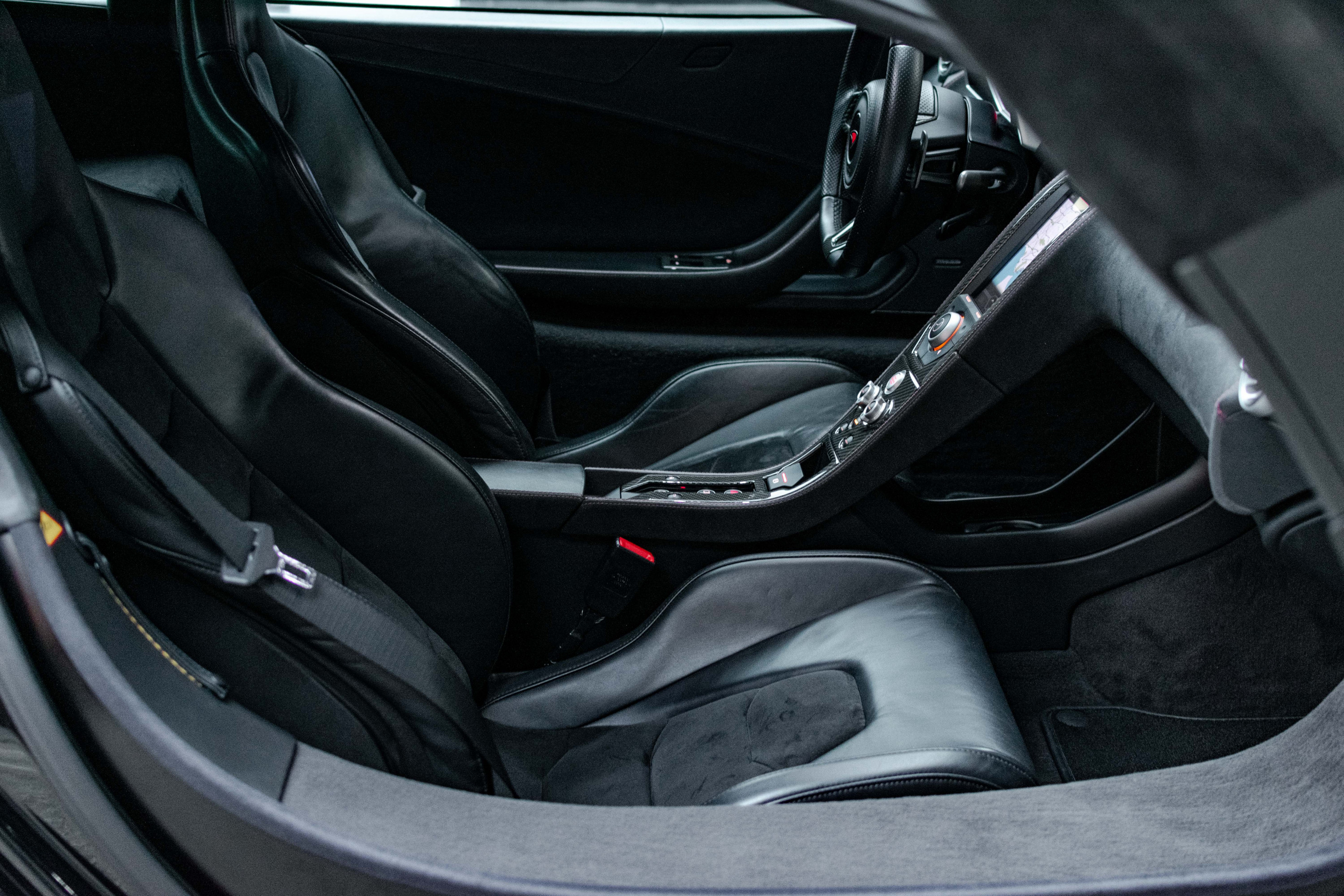 2012 MCLAREN MP4-12C, 14/20